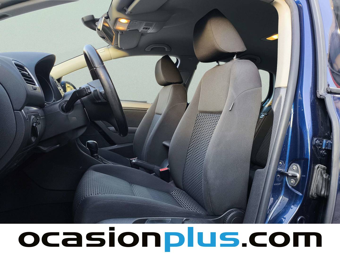 Foto asientos delanteros Volkswagen Golf Volkswagen Golf Advance 1.6 TDI BMT (105 CV) DSG