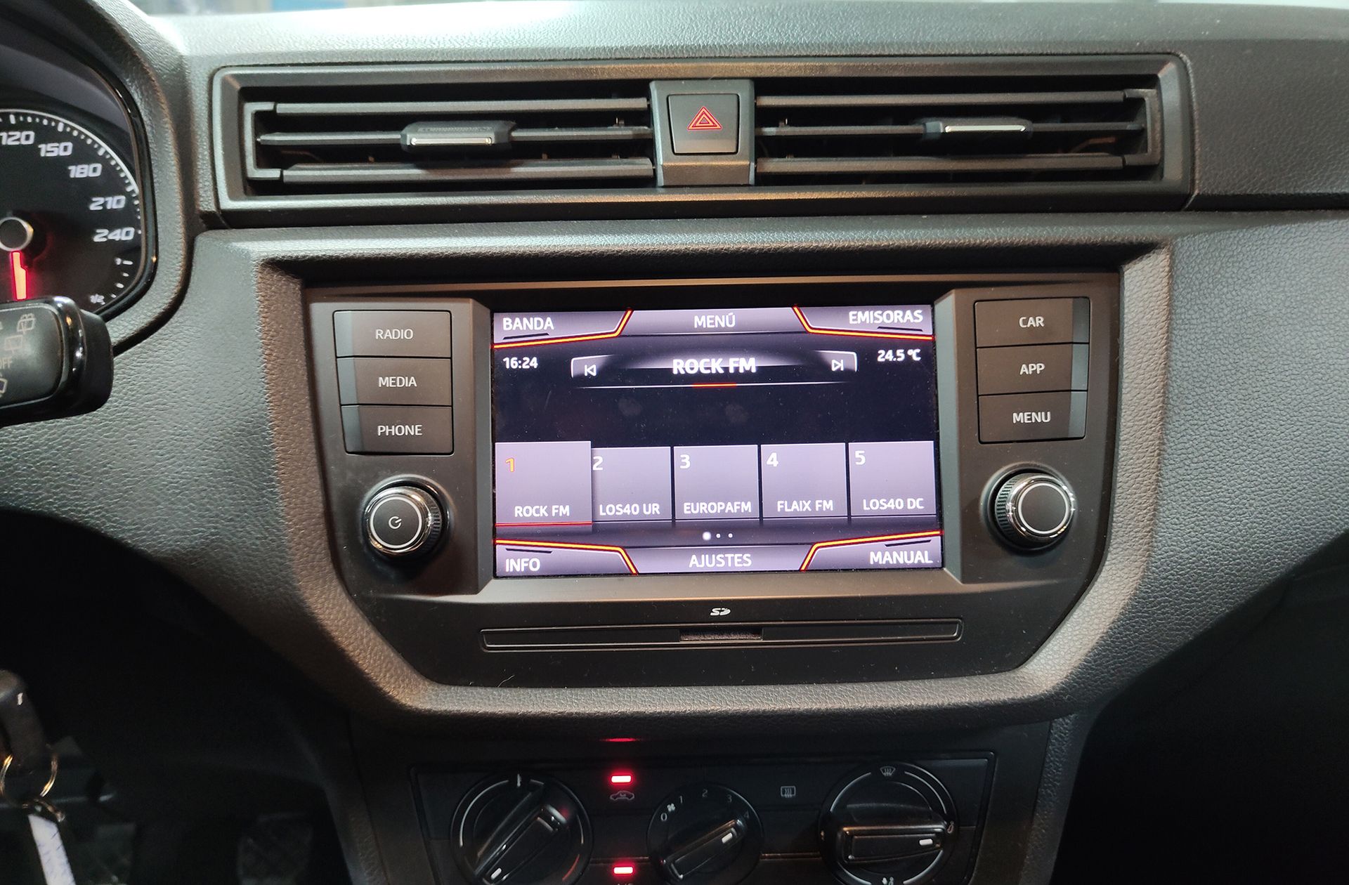 SEAT Ibiza 1.0 MPI Reference Plus - foto 29
