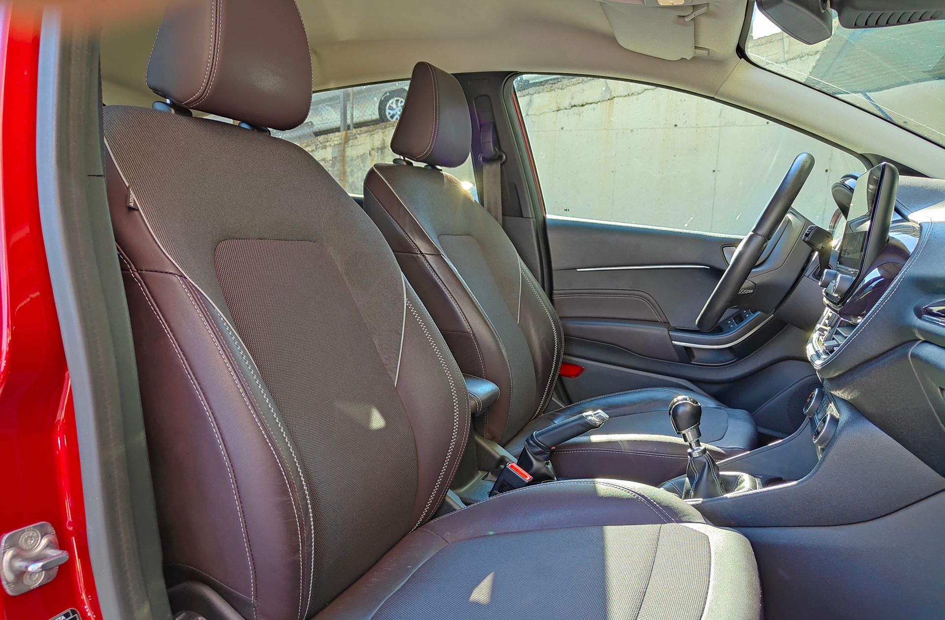 Ford Fiesta 1.0 EcoBoost Vignale - foto 19