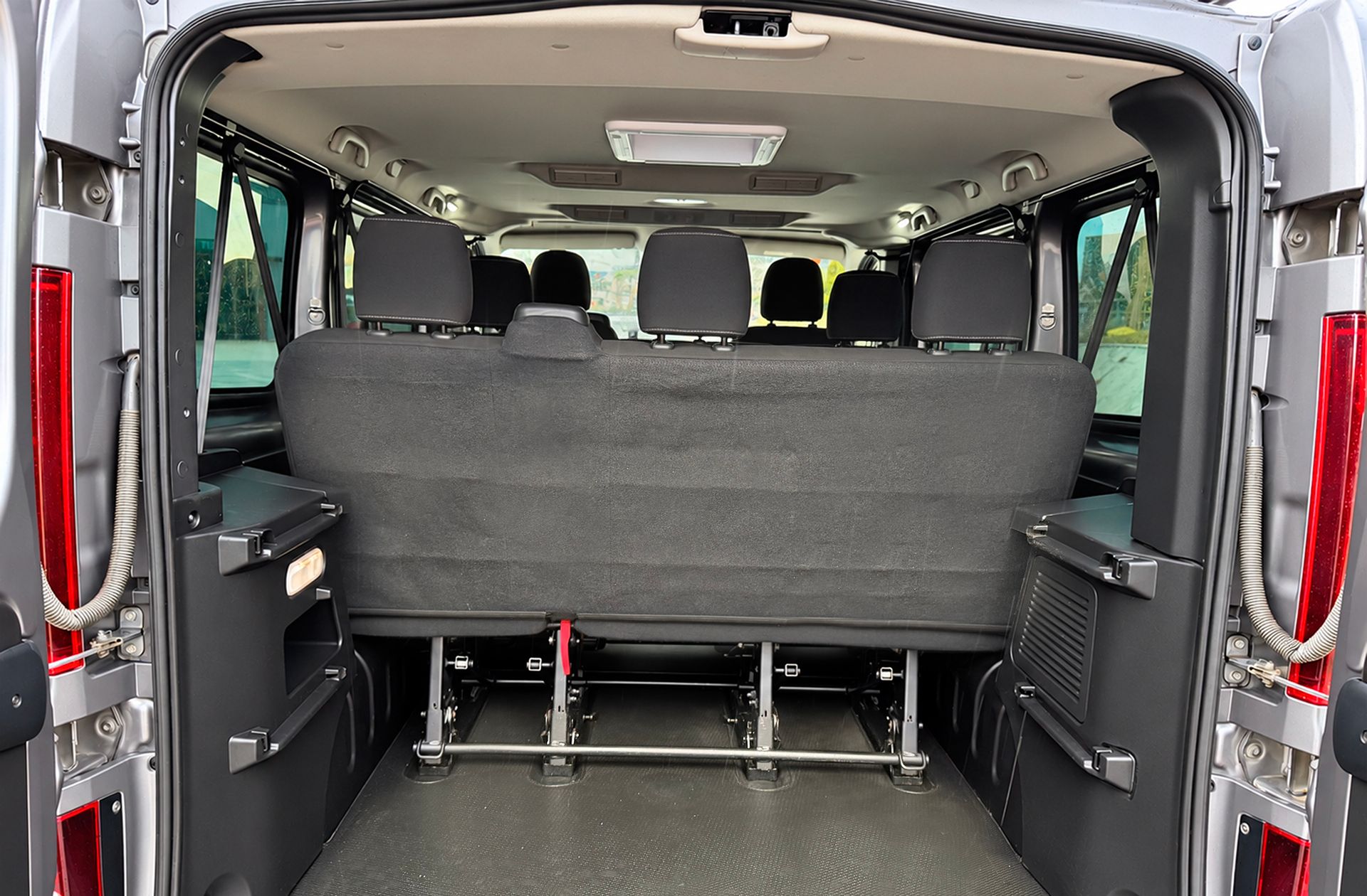 Fiat Talento Combi 1.6 EcoJet Base SX 8 plazas - foto 13