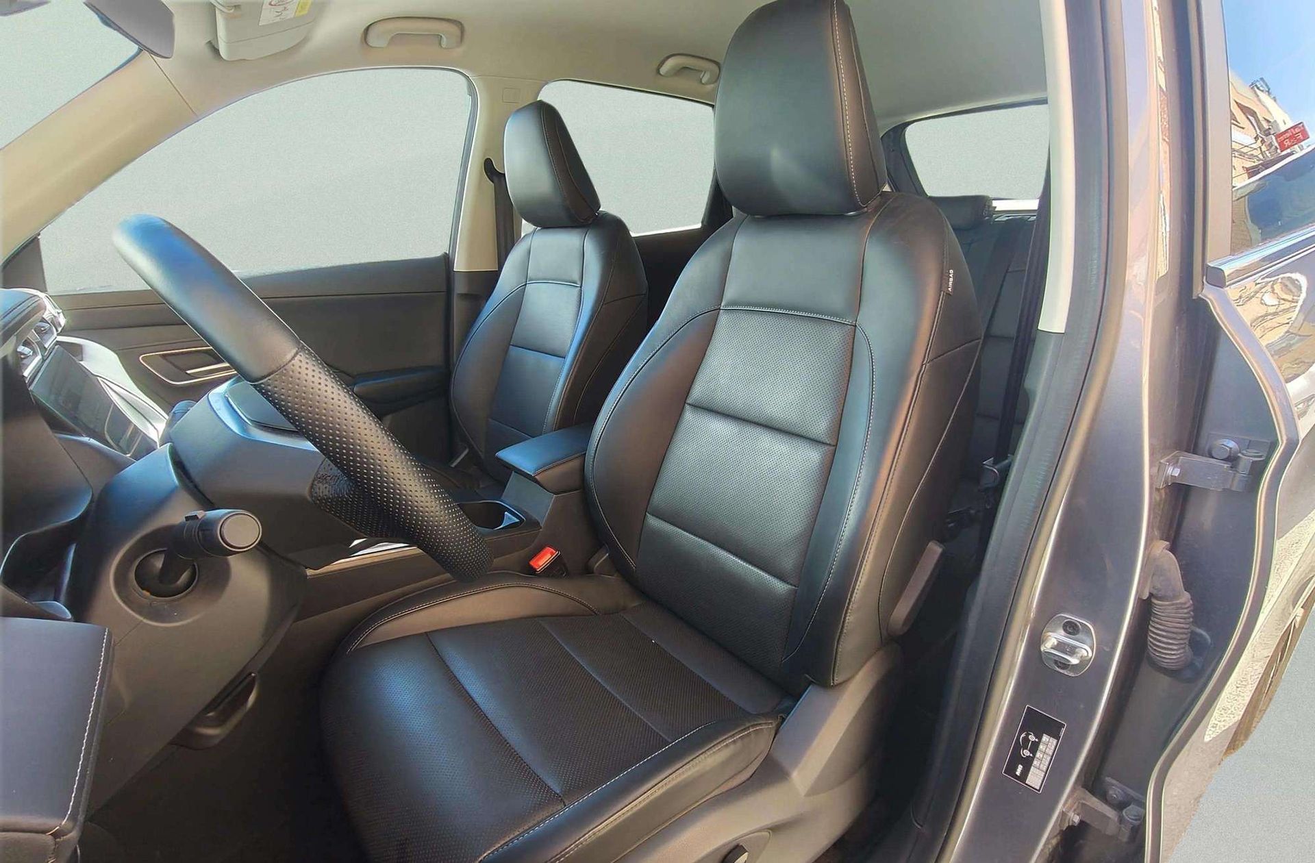 MG ZS 1.5 Hybrid+ Luxury - foto 12