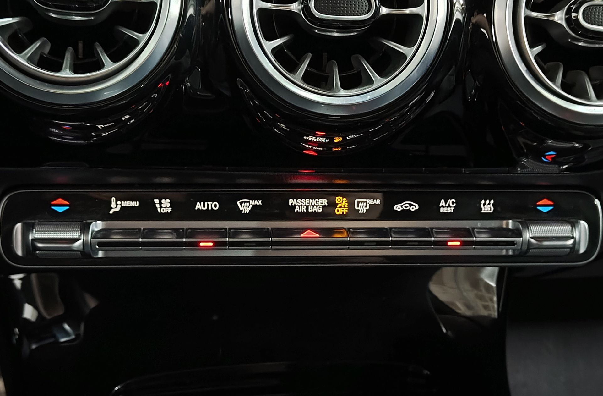 Mercedes-Benz Clase A 250 e Pack AMG - foto 36