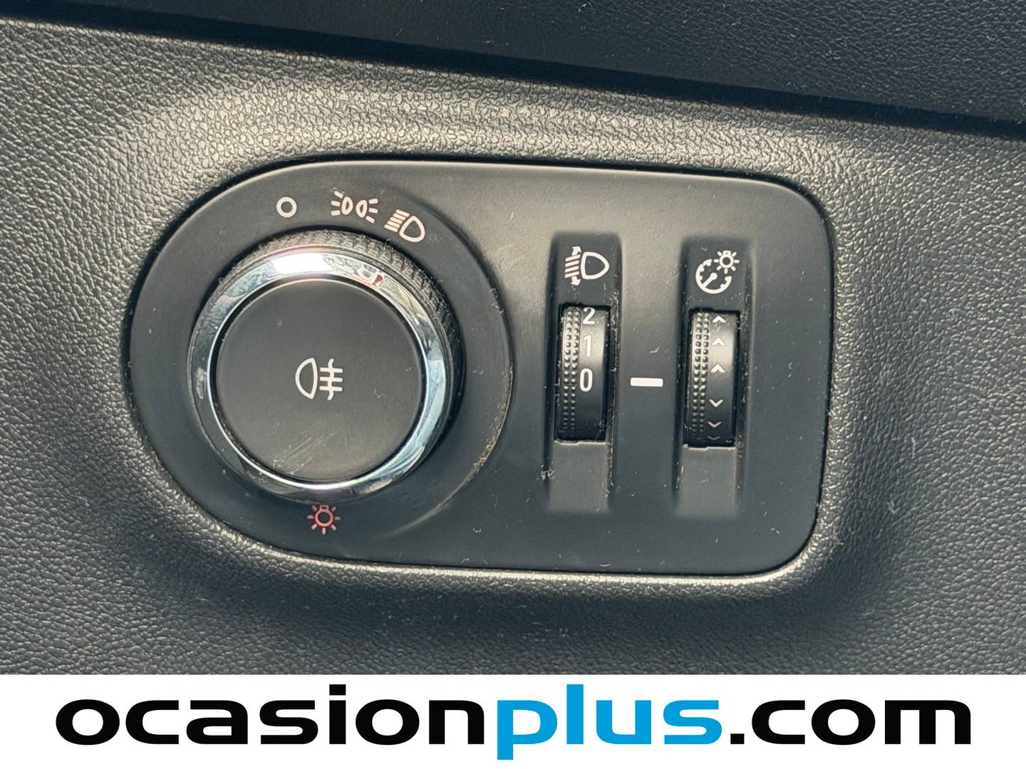 Equipamiento del Opel Corsa Opel Corsa 1.4 Expression (75 CV)