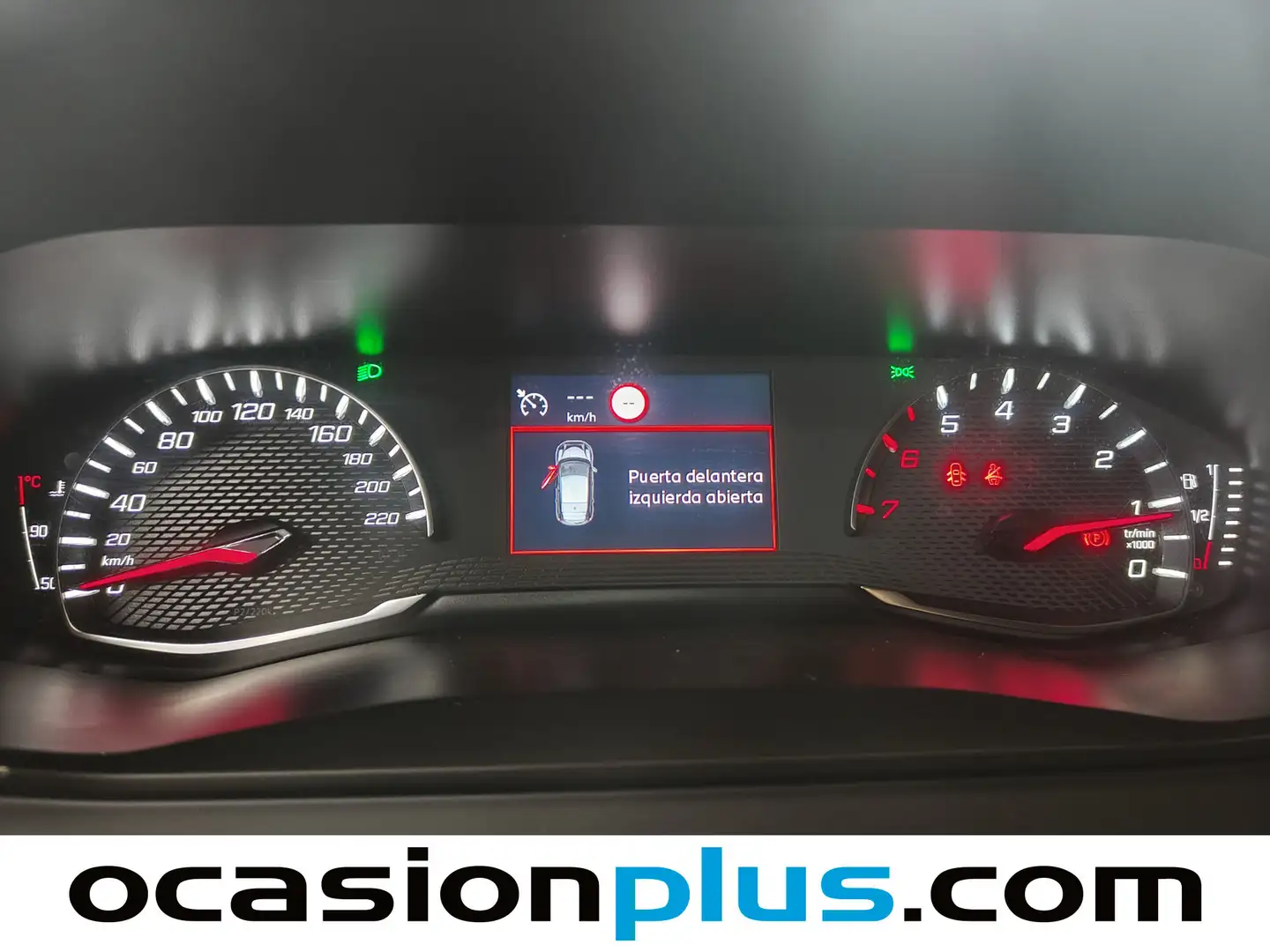 Foto Peugeot 208 Peugeot 208 PureTech 100 Allure (100 CV)