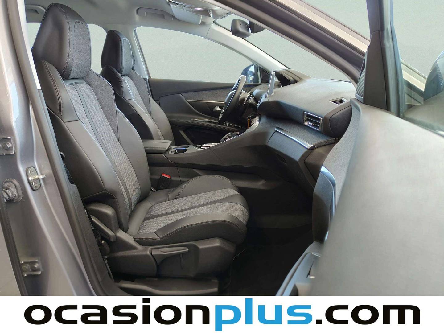 Peugeot 5008 Peugeot 5008 PureTech 130 S&S Allure EAT8 (130 CV) 7 Plazas de segunda mano