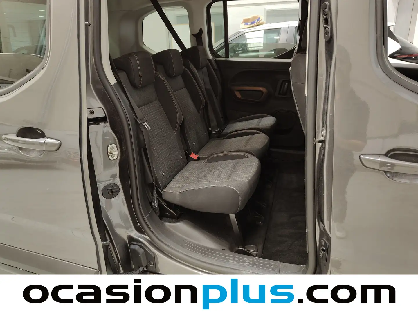 Foto Peugeot Rifter Peugeot Rifter BlueHDi 130 GT Line Standard EAT8 (130 CV)