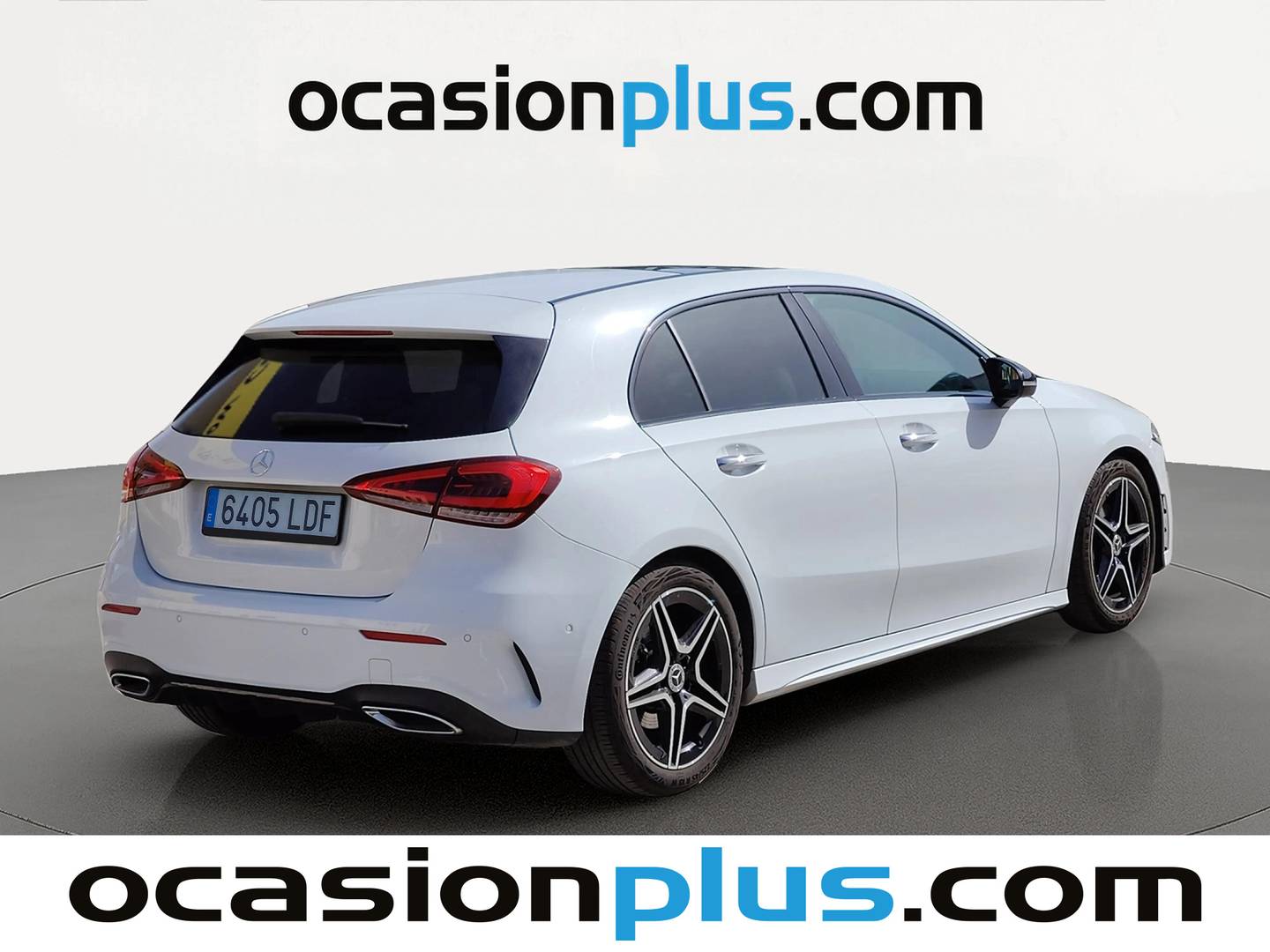 Foto trasera Mercedes Clase A Mercedes-Benz Clase A 200 d (150 CV) Pack AMG derecha