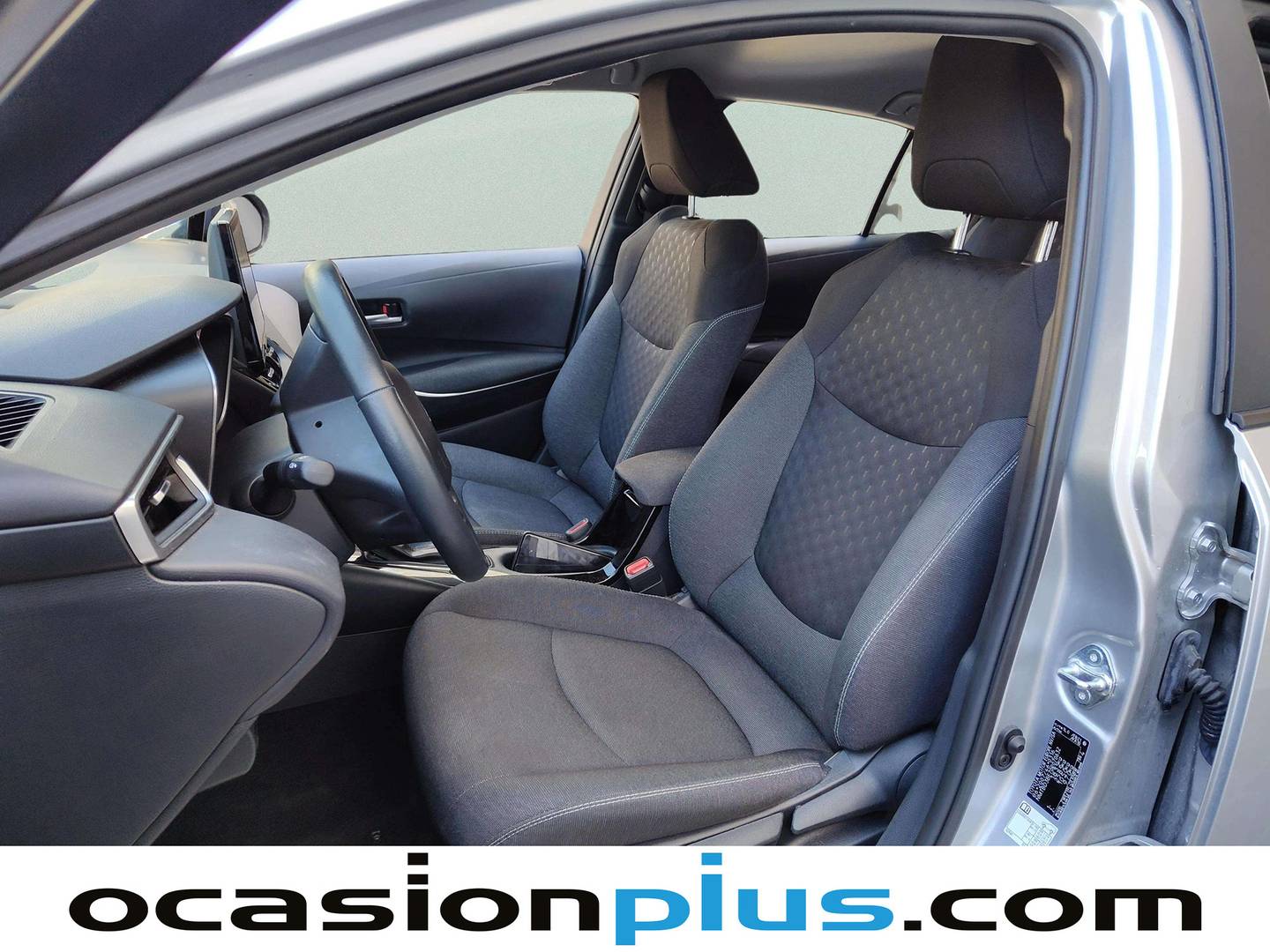 Foto asientos delanteros Toyota Corolla Toyota Corolla 140H Style (140 CV)