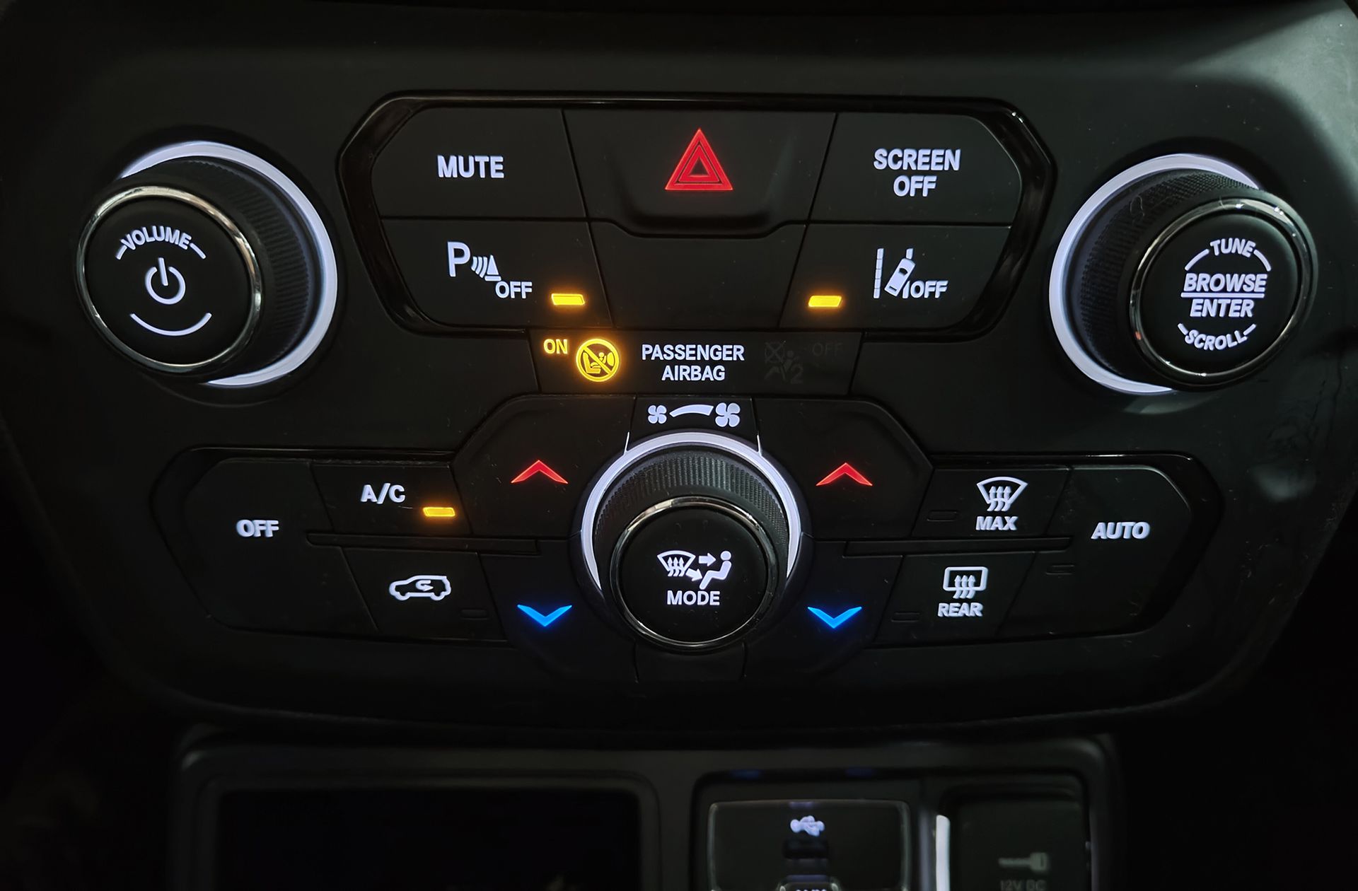Jeep Renegade 1.0G Longitude 4x2 - foto 28