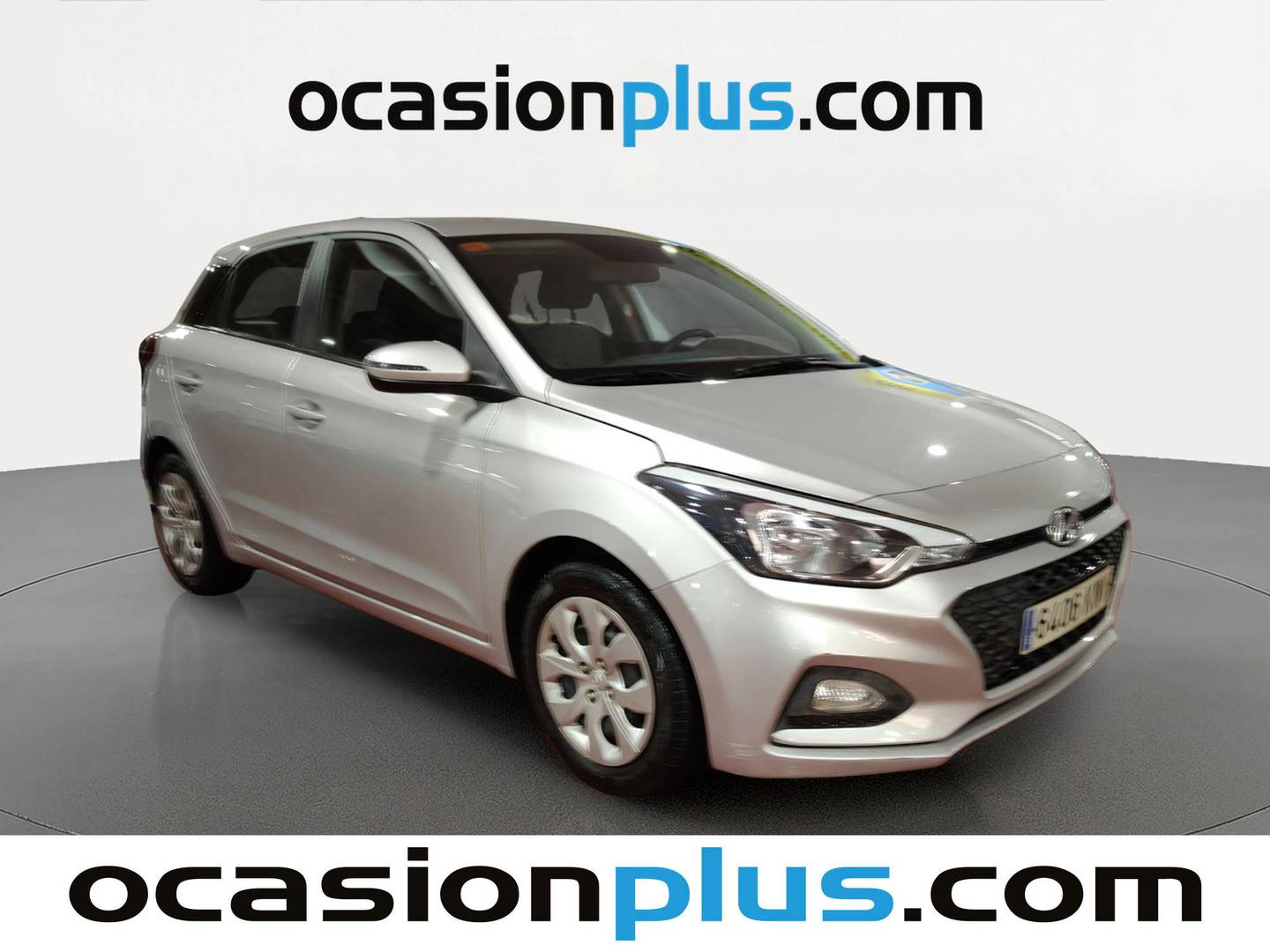 Foto delantera Hyundai i20 Hyundai i20 1.2 MPI Essence LE (75 CV) derecha