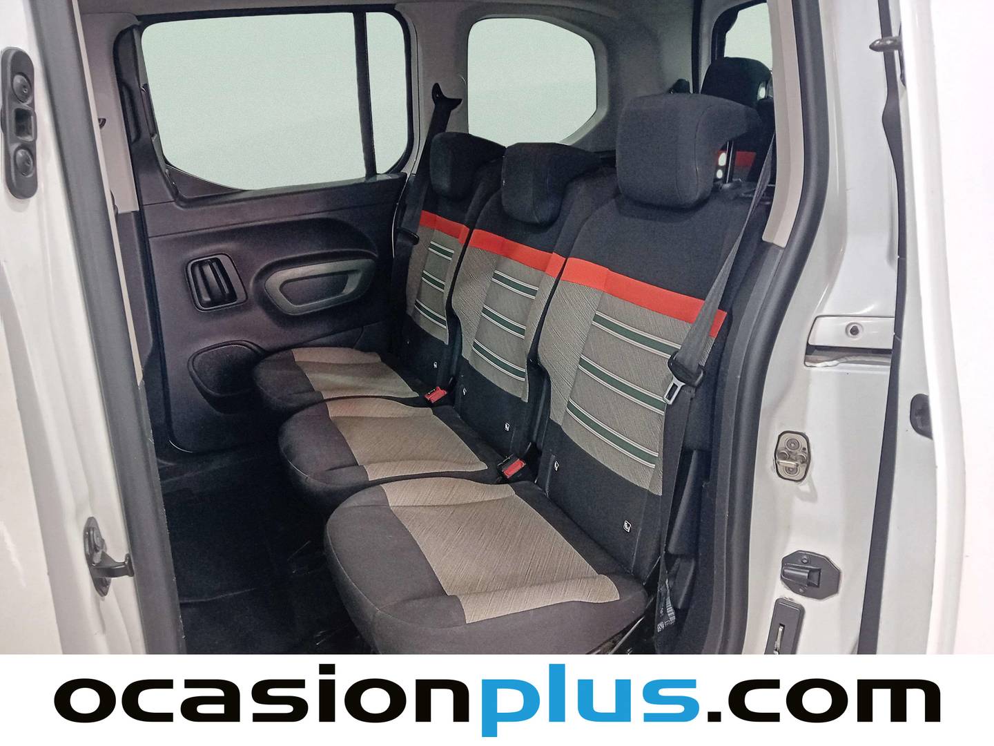 Fotos maletero Citroën Berlingo Citroën Berlingo BlueHDi 130 S&S Talla M Shine EAT8 (130 CV) 7 Plazas