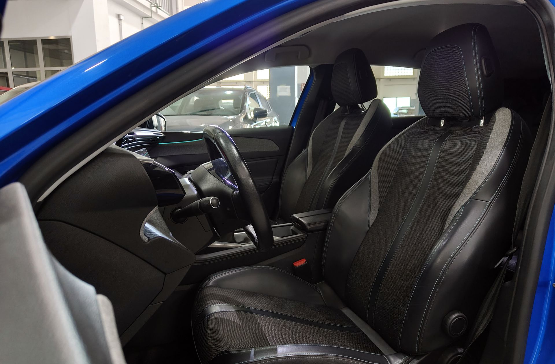 Peugeot 308 PureTech 130 Allure - foto 11