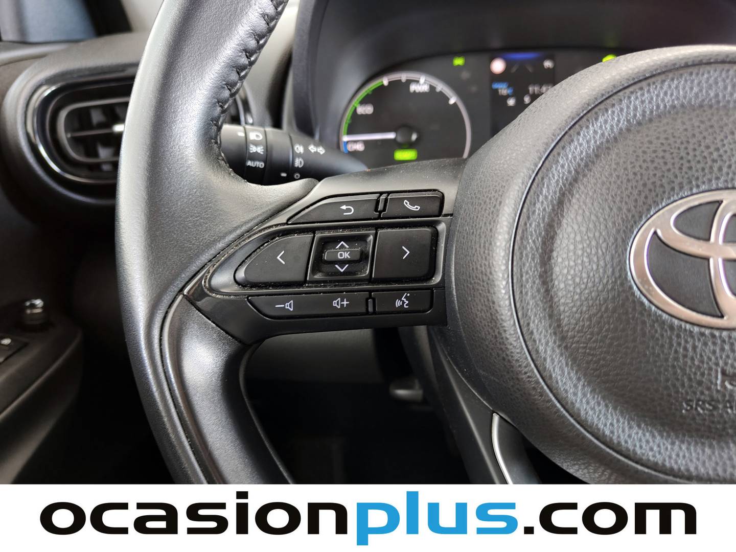 Foto Toyota Yaris Toyota Yaris 120H Business Plus (116 CV)