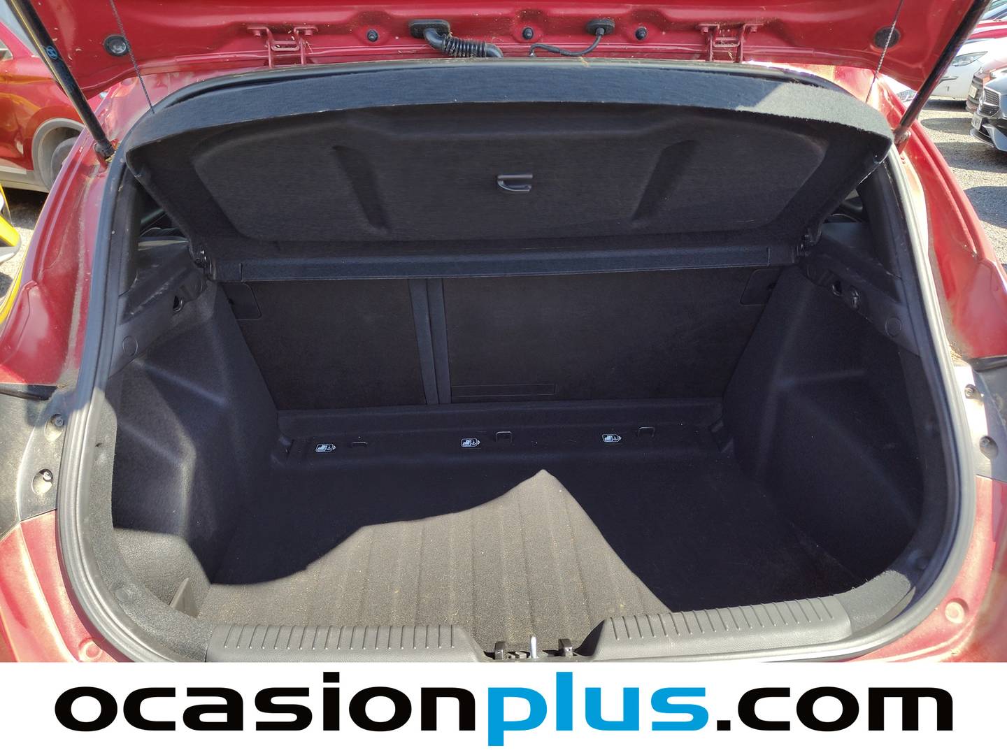 Fotos maletero Hyundai i30 Hyundai i30 1.4 MPI BlueDrive Go! (100 CV)