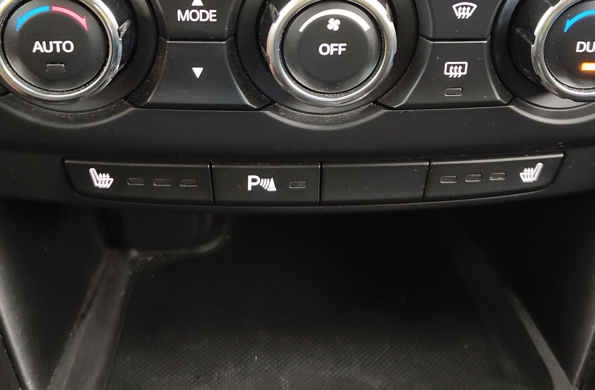 Mazda Mazda6 2.2 DE Luxury - foto 6