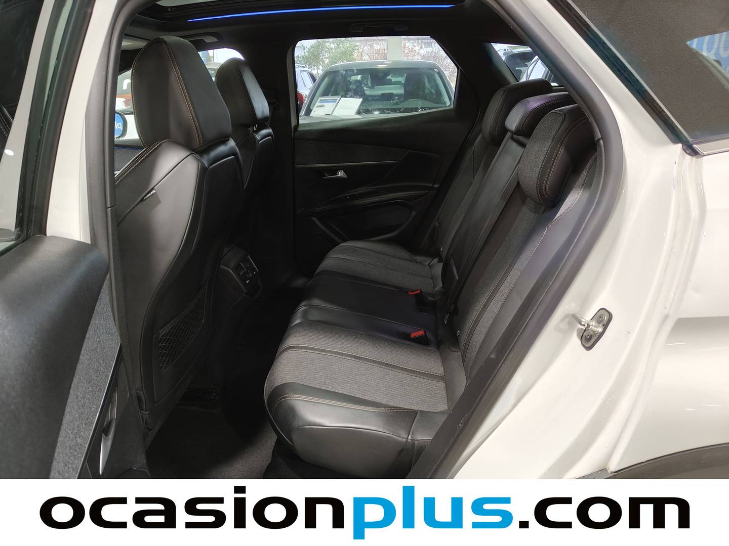 Foto Peugeot 3008 Peugeot 3008 PureTech 130 S&S GT Line (130 CV)