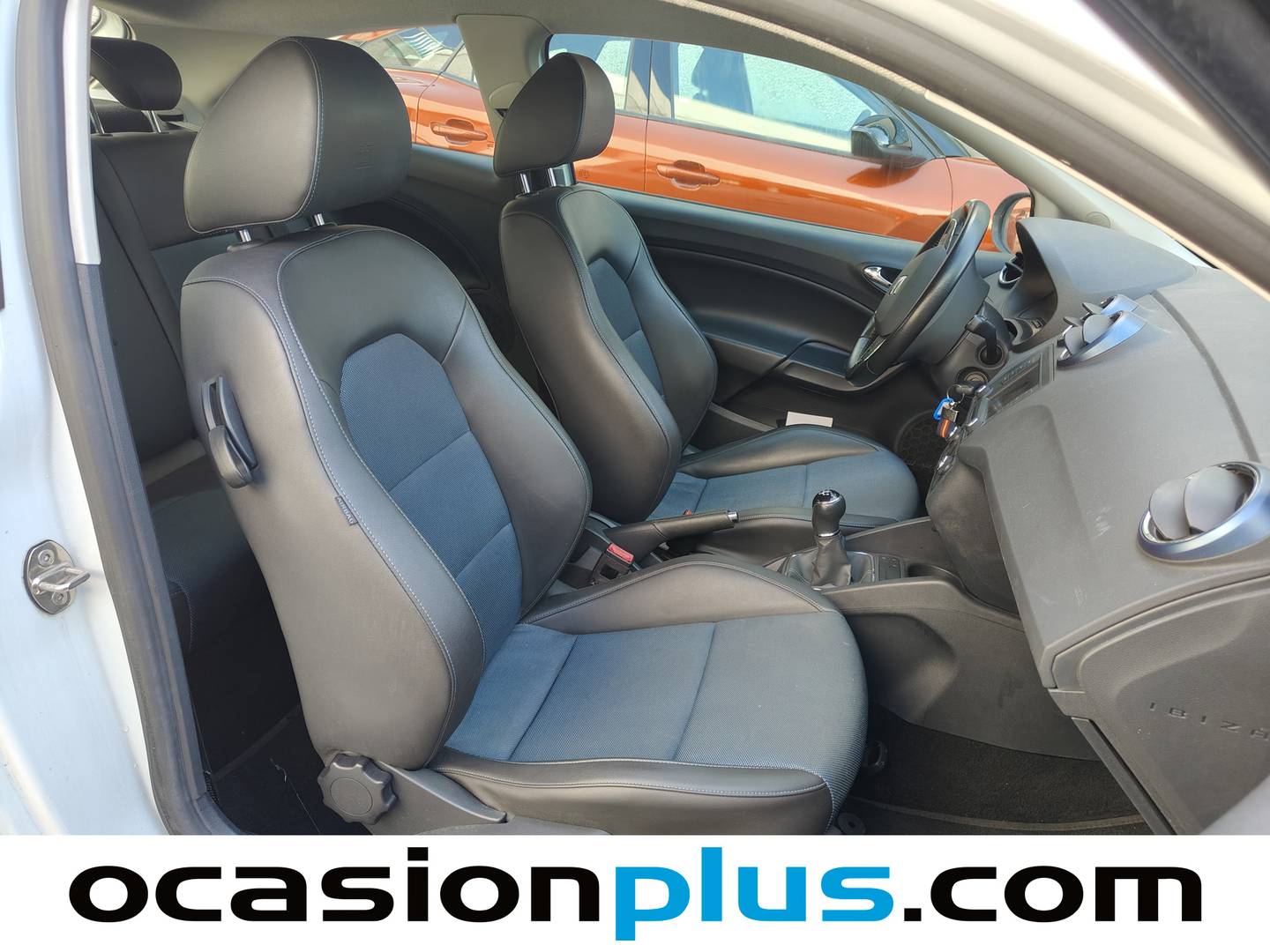 Seat Ibiza Seat Ibiza SC TSI Style Connect 66 kW (90 CV) gasolina