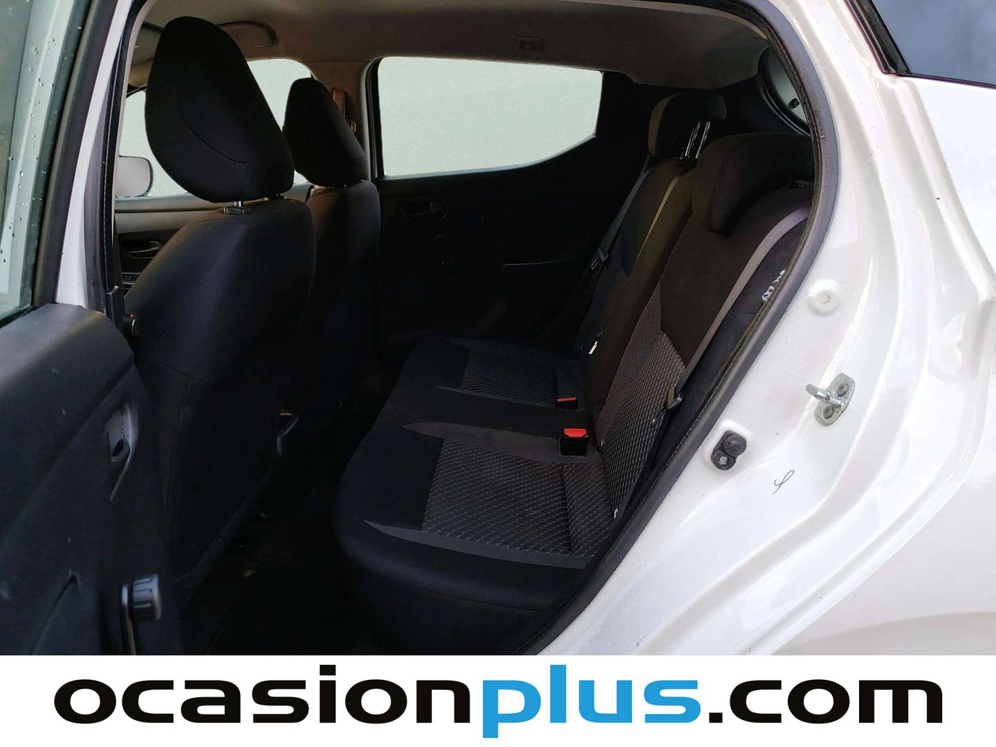 Foto asientos traseros Nissan Micra Nissan Micra 1.0 G Visia+ (71 CV)