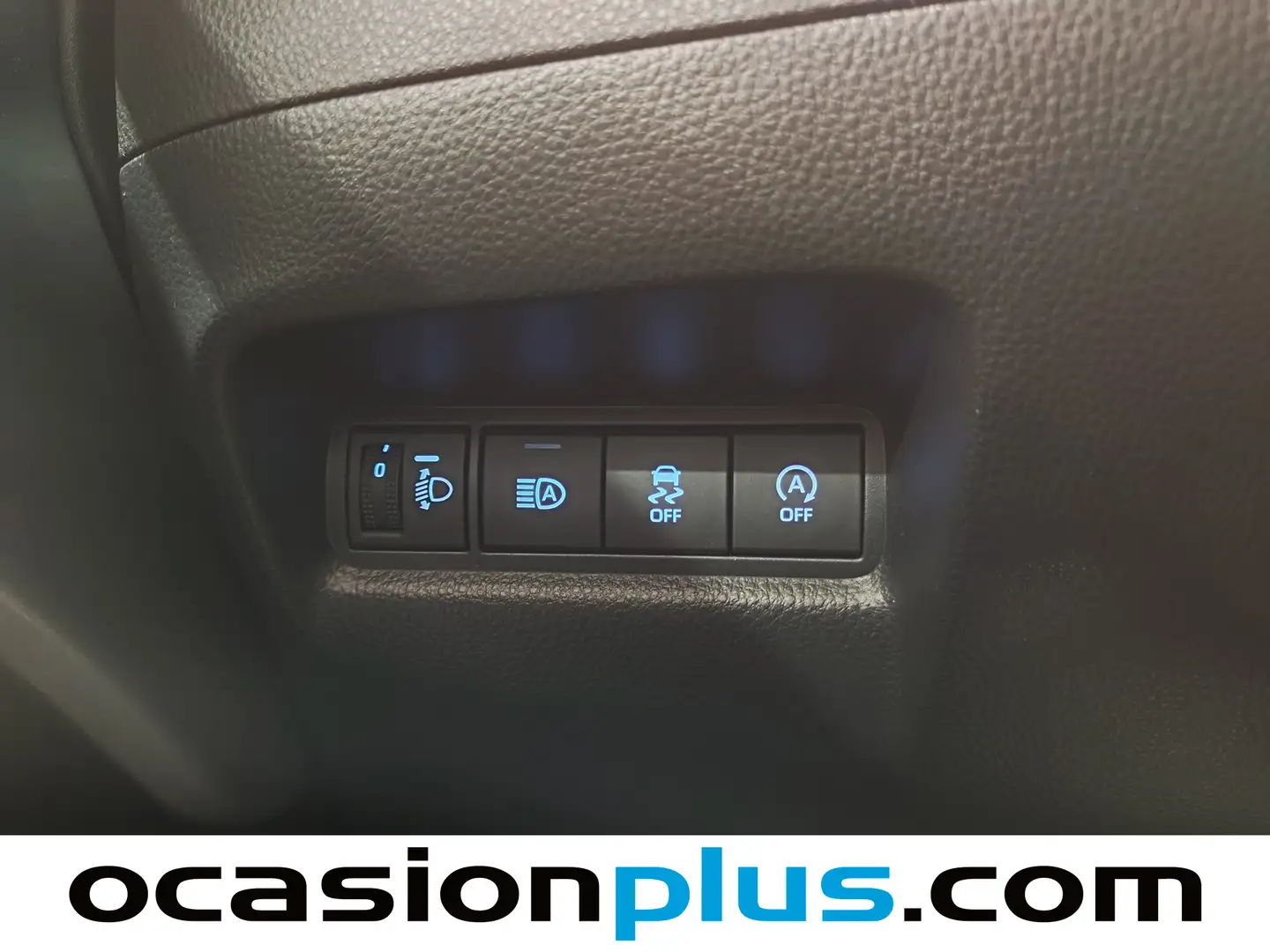 Foto Toyota Aygo X Cross Toyota Aygo X Cross 1.0 VVT-I Play  (72 CV)