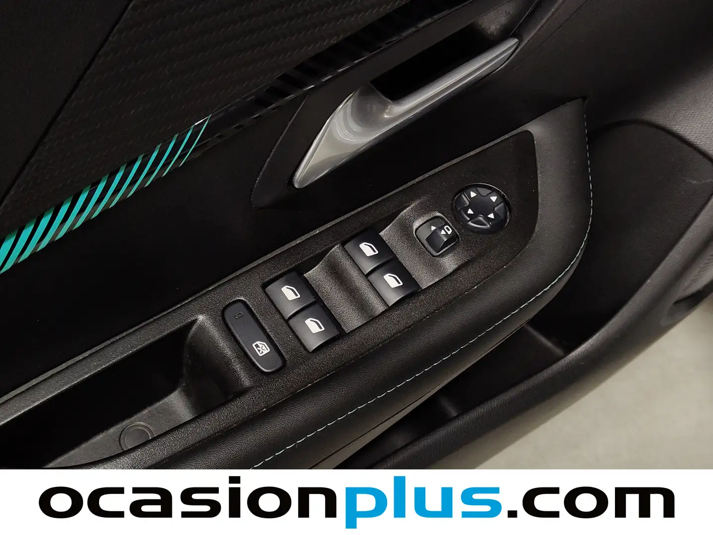 Foto Peugeot 208 Peugeot 208 PureTech 130 S&S Allure EAT8 (130 CV)