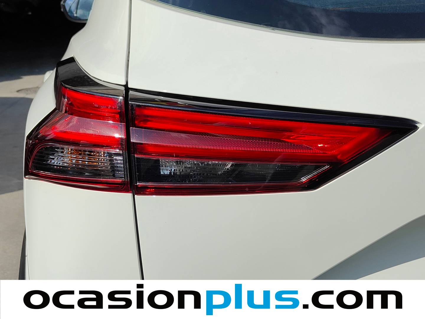 Acabados Nissan QASHQAI Nissan Qashqai DIG-T 140 mHEV Acenta 4x2 (140 CV)