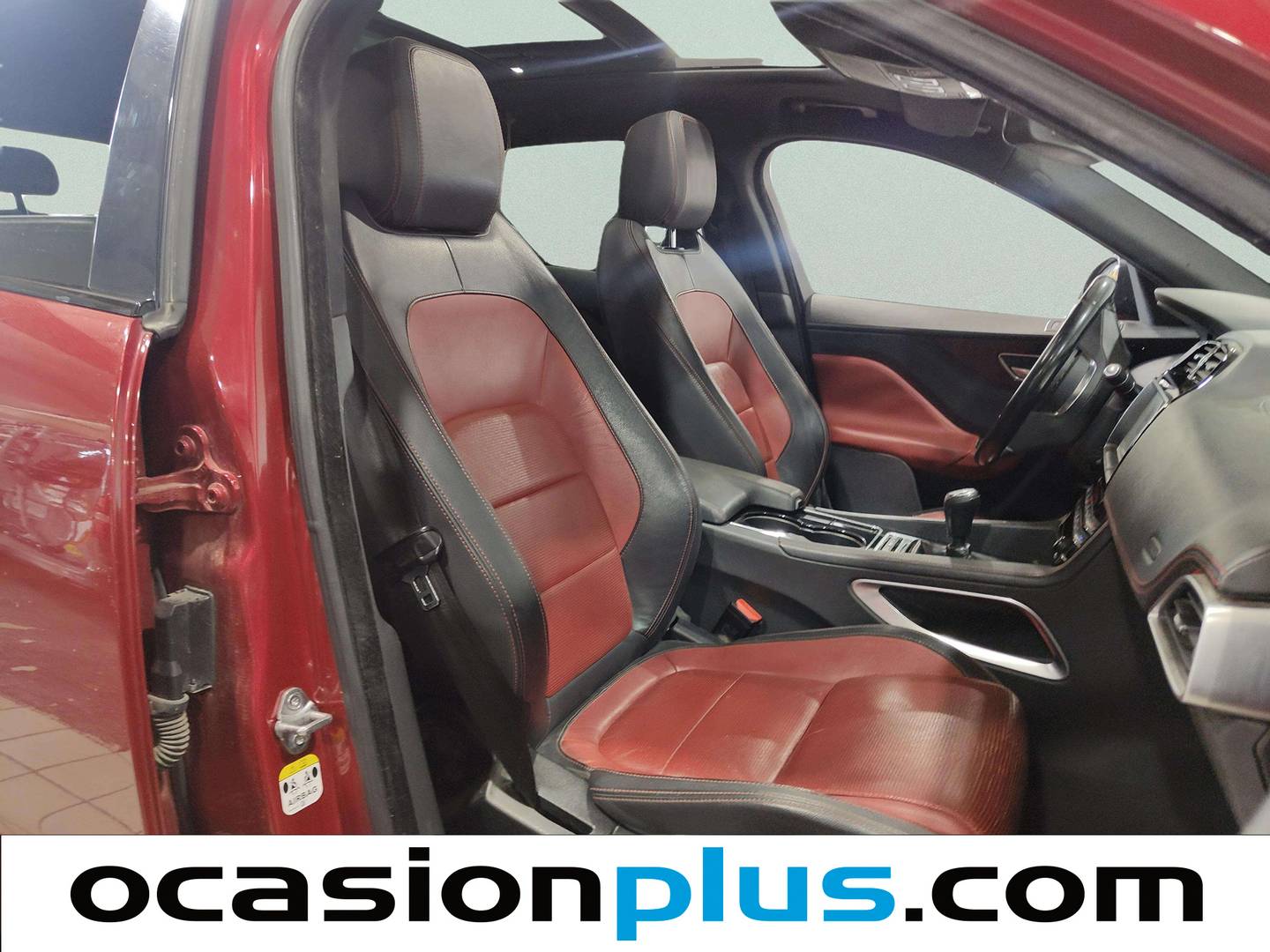 Jaguar F-Pace Jaguar F-PACE 2.0L i4D R-Sport AWD (180 CV) seminuevo