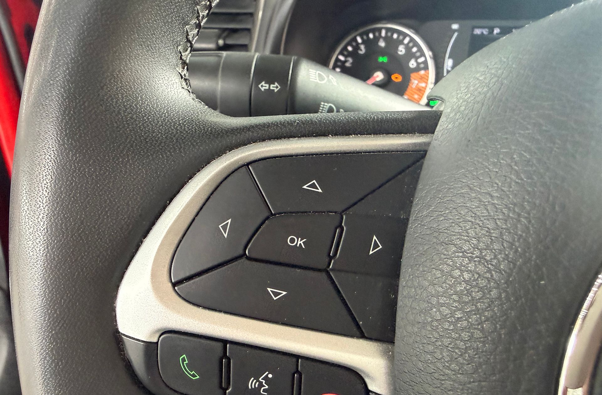 Jeep Renegade eHybrid Longitude ATX - foto 20