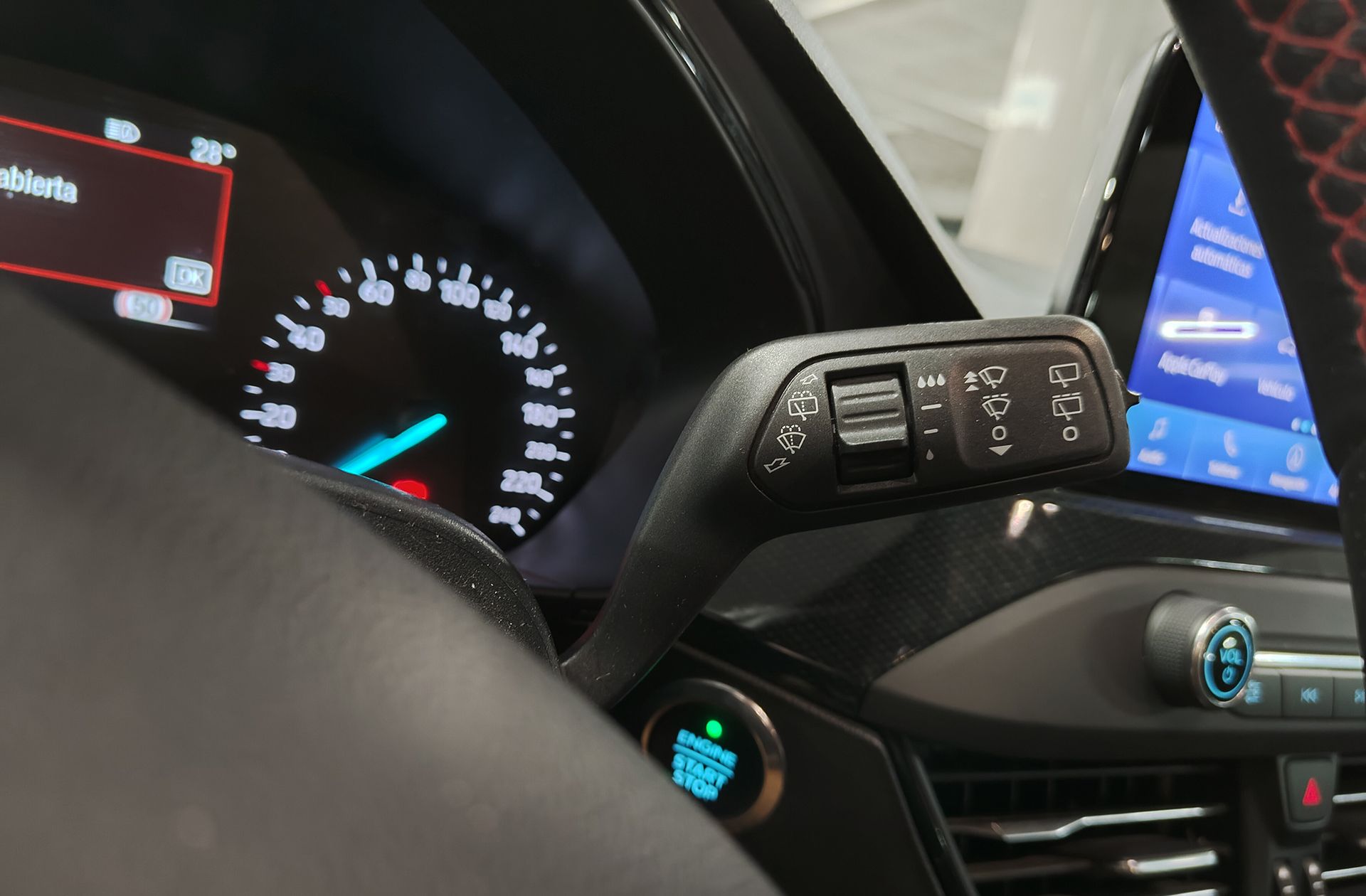 Ford Focus 1.0 EcoBoost ST-Line - foto 34