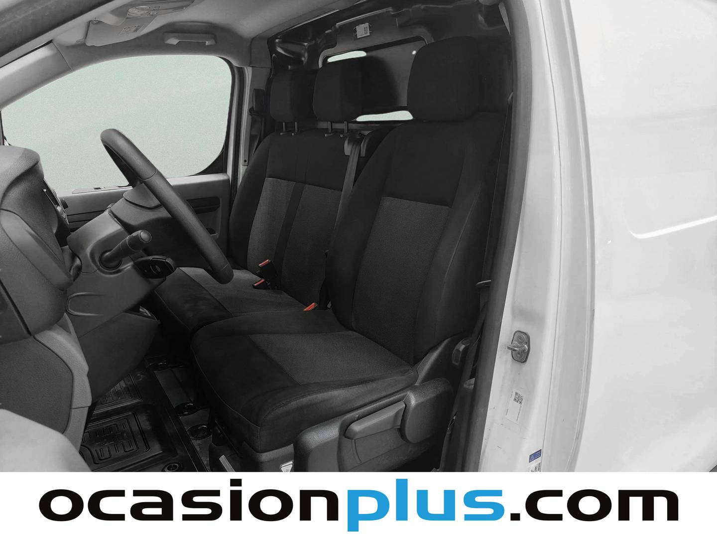 Foto asientos delanteros Toyota Proace Toyota Proace Furgon 1.5D GX L1 (102 CV) 3 Plazas