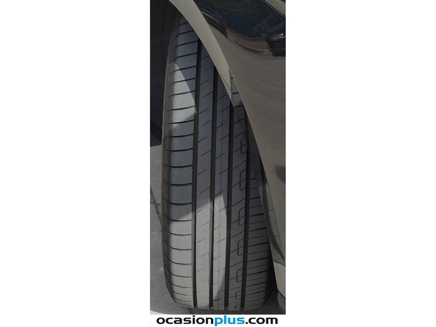 Foto Volkswagen Passat Volkswagen Passat Business 1.6 TDI (120 CV) DSG