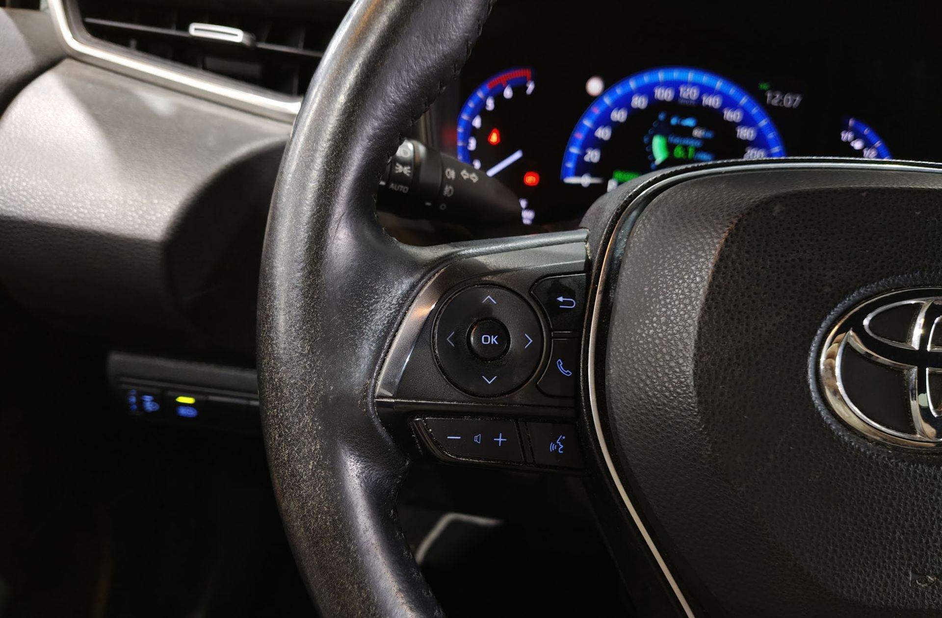 Toyota Corolla Touring Sports 125H Active Tech E-CVT - foto 26