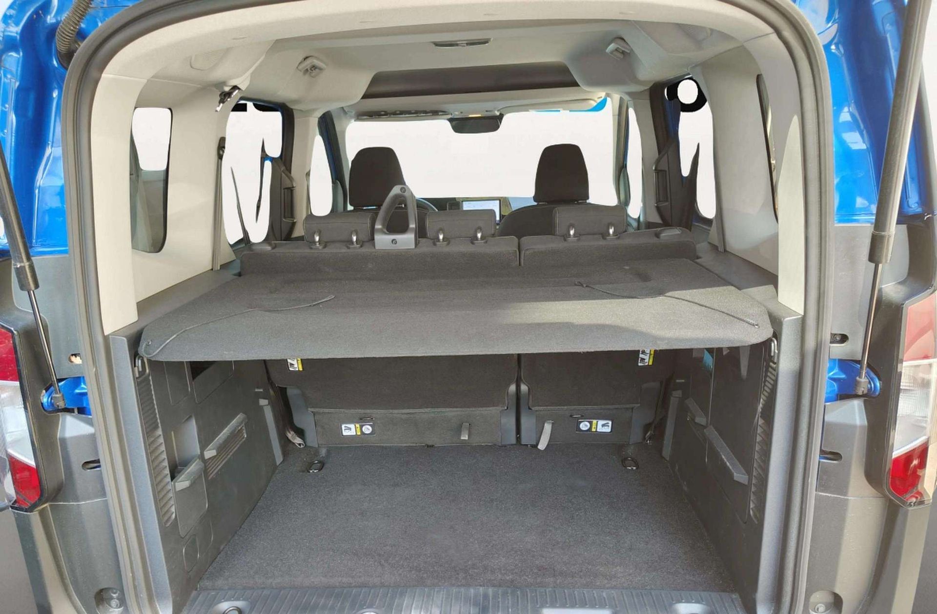 Ford Tourneo Courier 1.0 EcoBoost Trend - foto 14