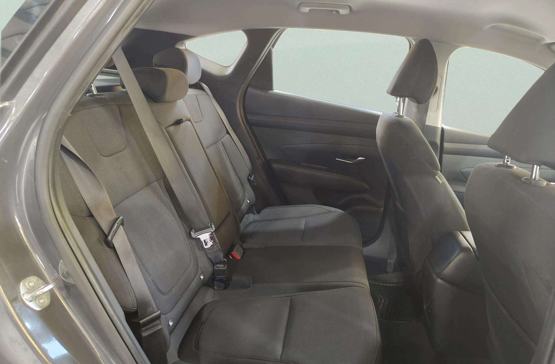 Hyundai Tucson 1.6T HEV Klass - foto 17