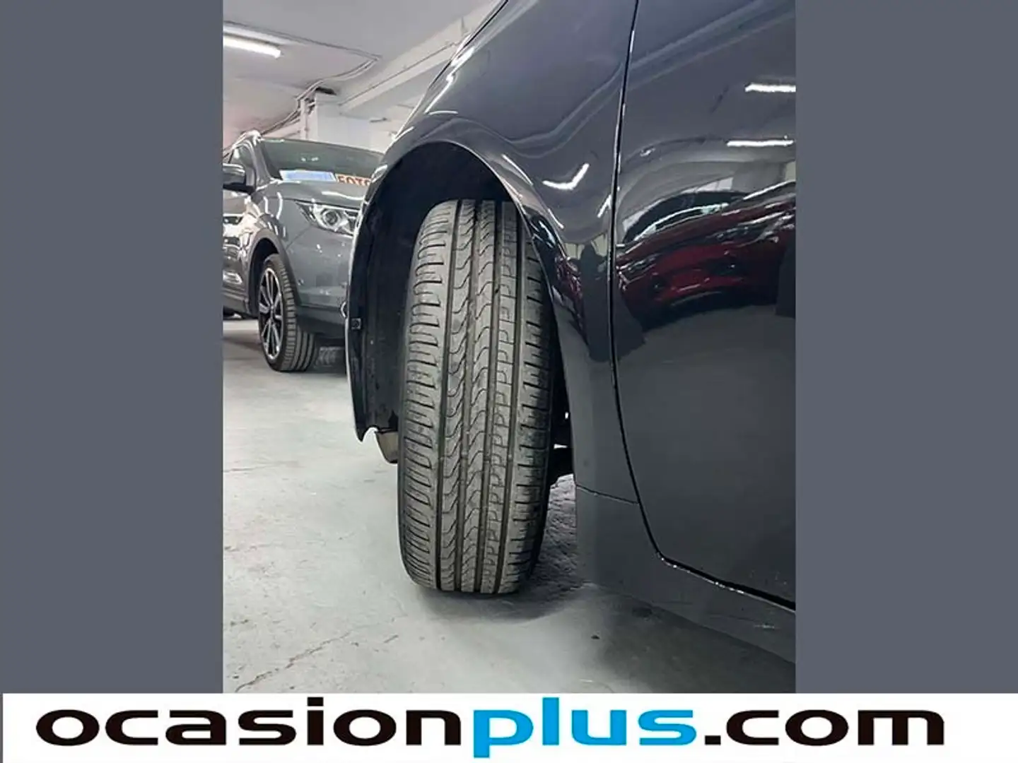 Foto Toyota Avensis Toyota Avensis 2.0 D-4D Active (126 CV)