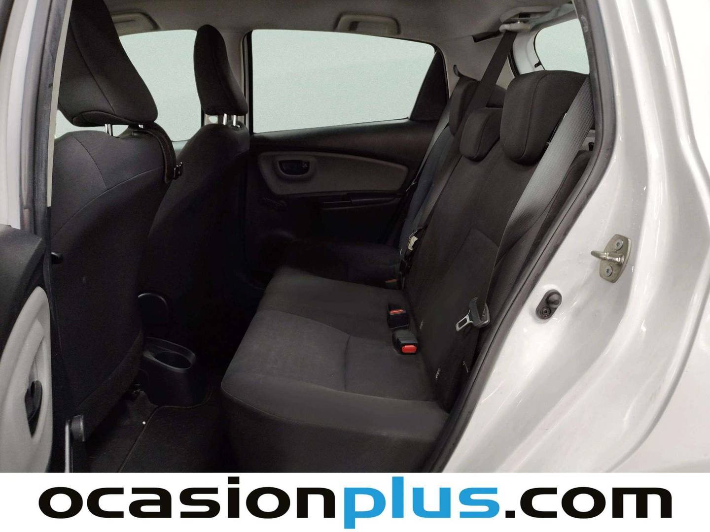 Foto asientos traseros Toyota Yaris Toyota Yaris 1.0 City (69 CV)