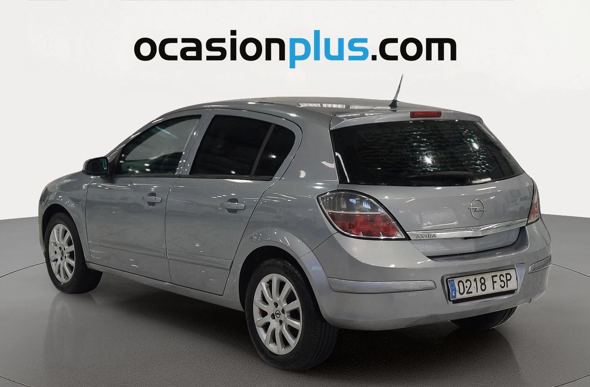 Opel Astra 1.4 Enjoy - foto 3