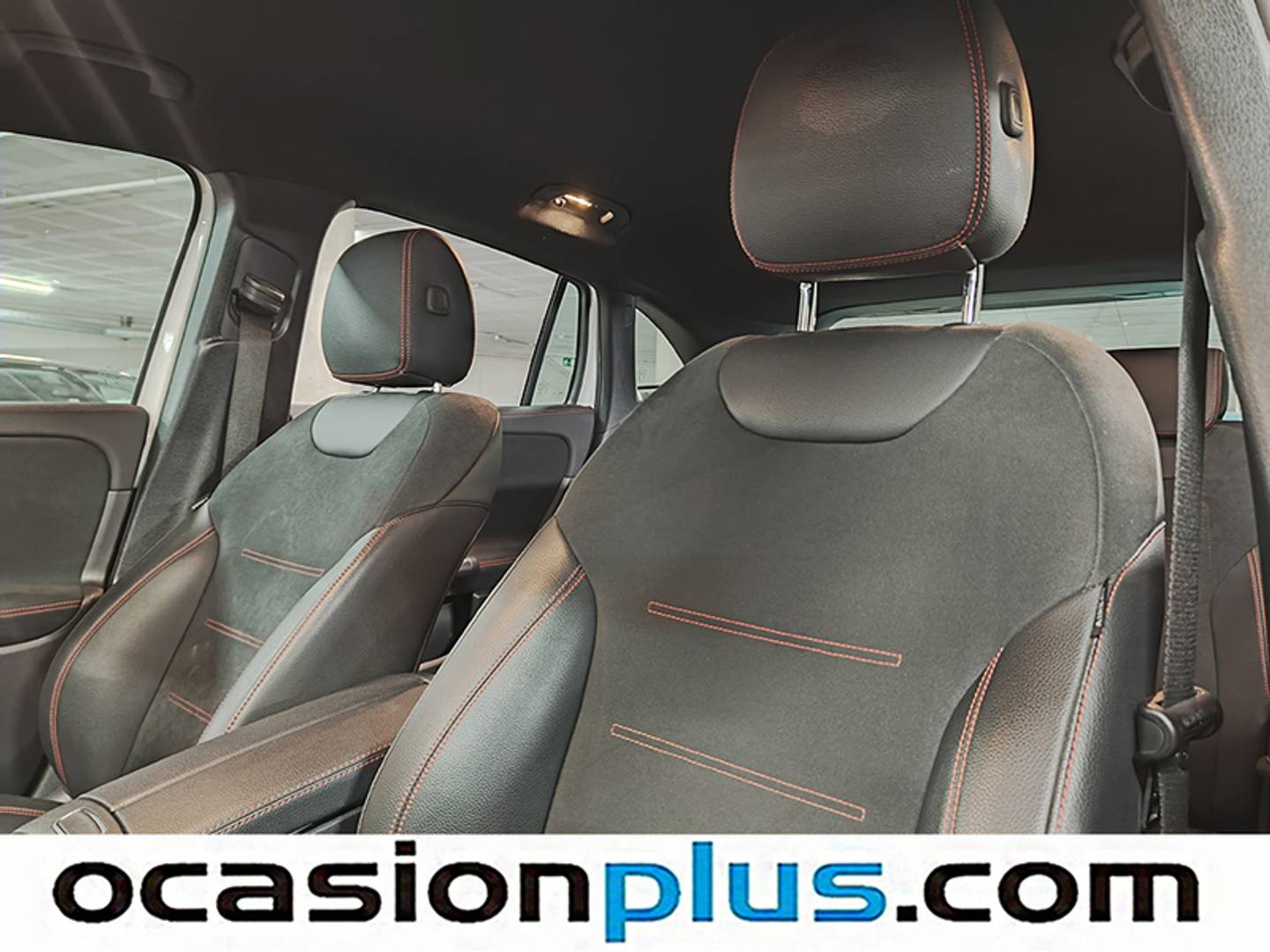 Foto Mercedes GLA Mercedes-Benz GLA 200 D Paquete AMG (150 CV)