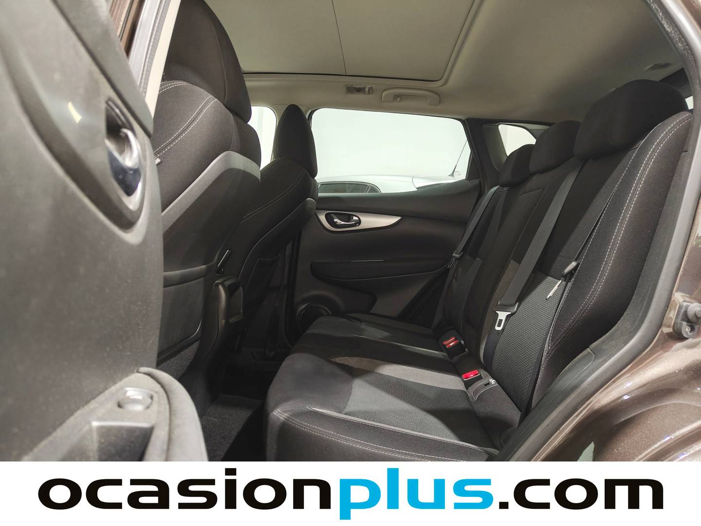 Foto asientos traseros Nissan QASHQAI Nissan Qashqai DIG-T 140 N-Connecta 4x2  (140 CV)