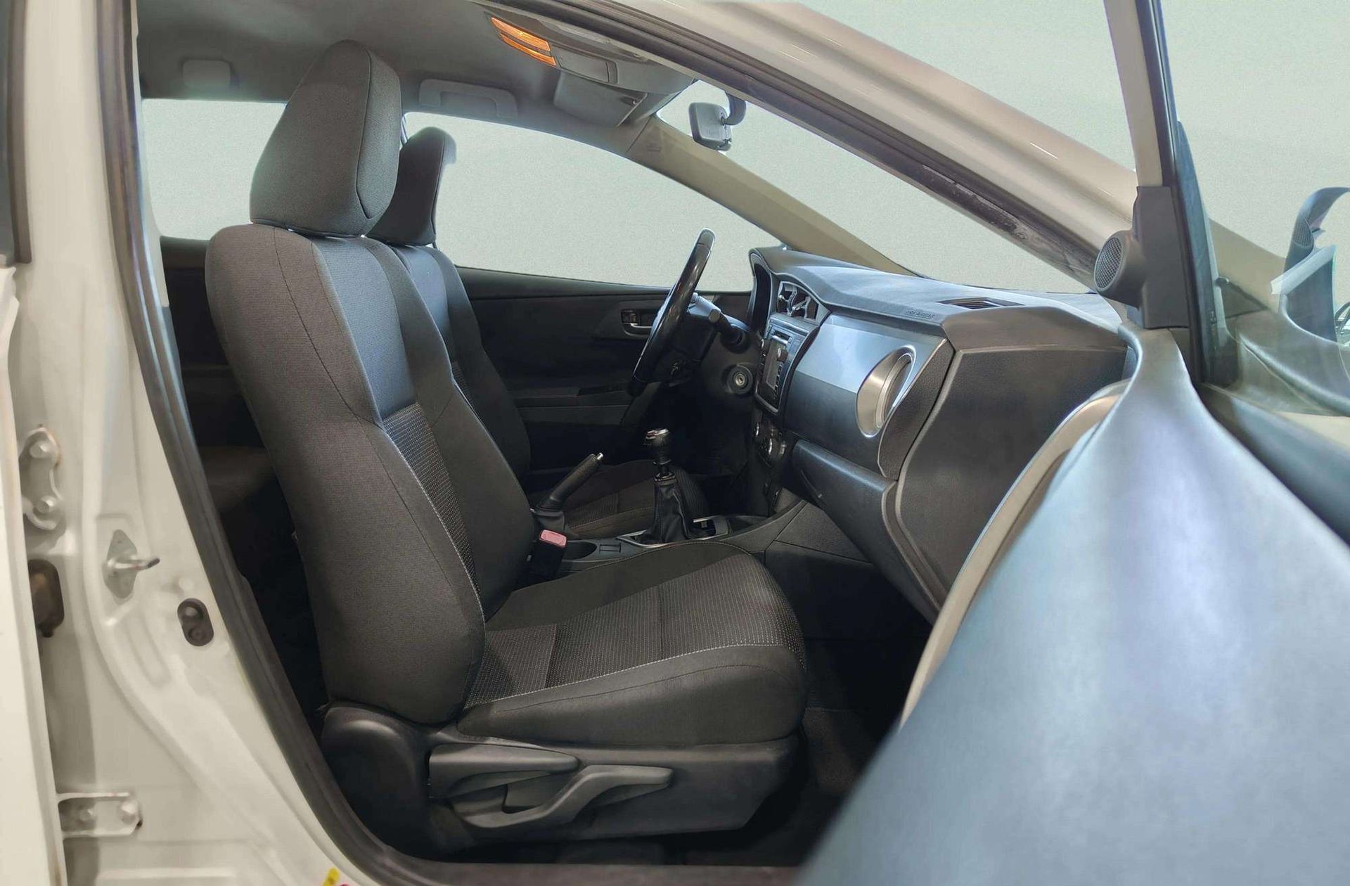 Toyota Auris 130 Touring Sports Active - foto 14