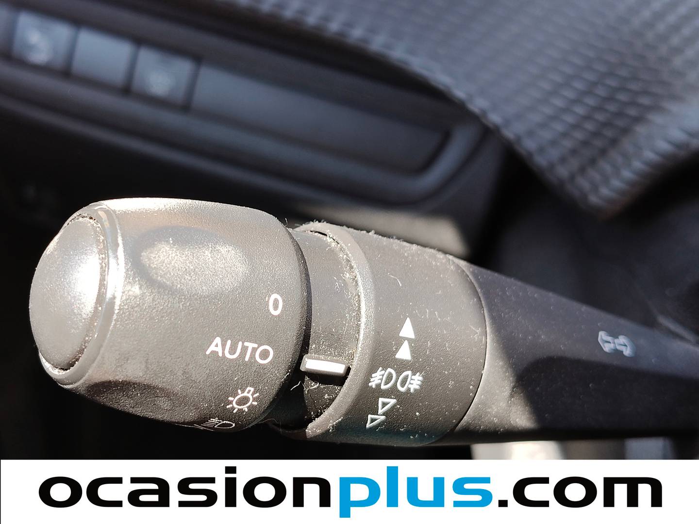 Acabados Peugeot 2008 Peugeot 2008 PureTech 110 S&S Allure (110 CV)