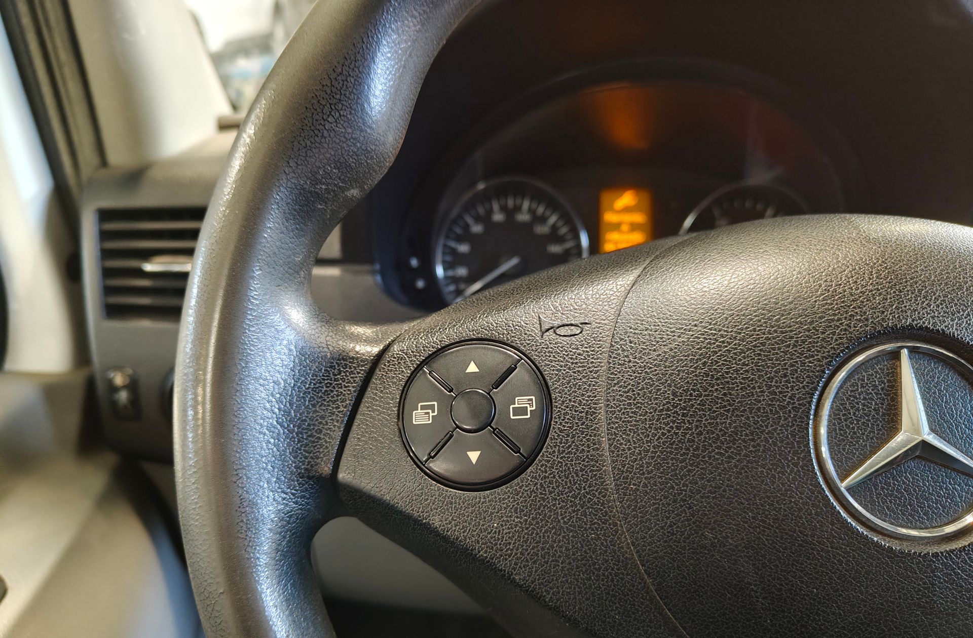 Mercedes-Benz Sprinter 316 CDI Largo 3.5T Techo Alto - foto 16