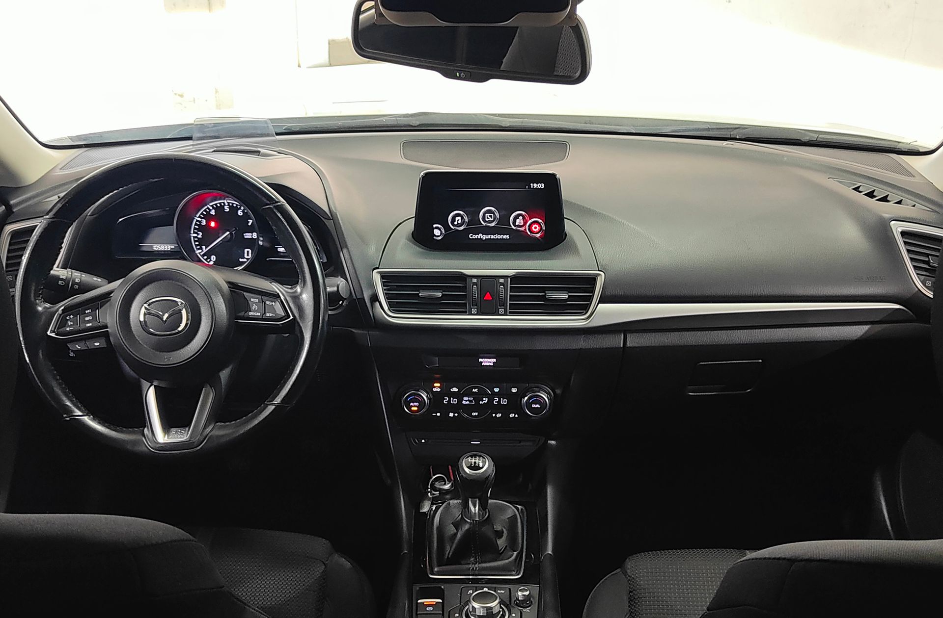 Mazda Mazda3 2.0 GE Black Tech Edition - foto 6