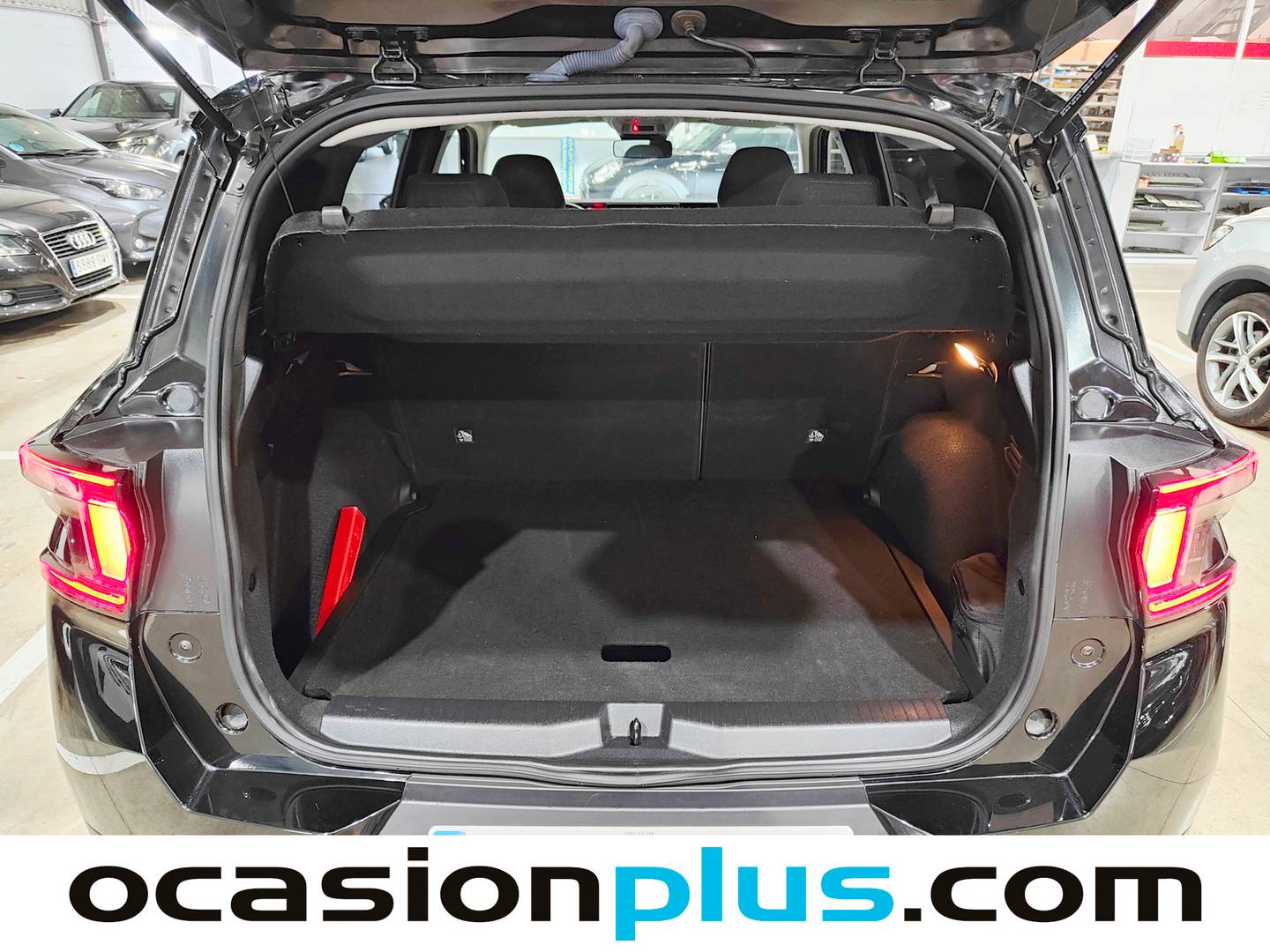 Fotos maletero Citroën C3 Aircross Citroën C3 Aircross Hybrid 145 Plus e-DCS6 (145 CV)