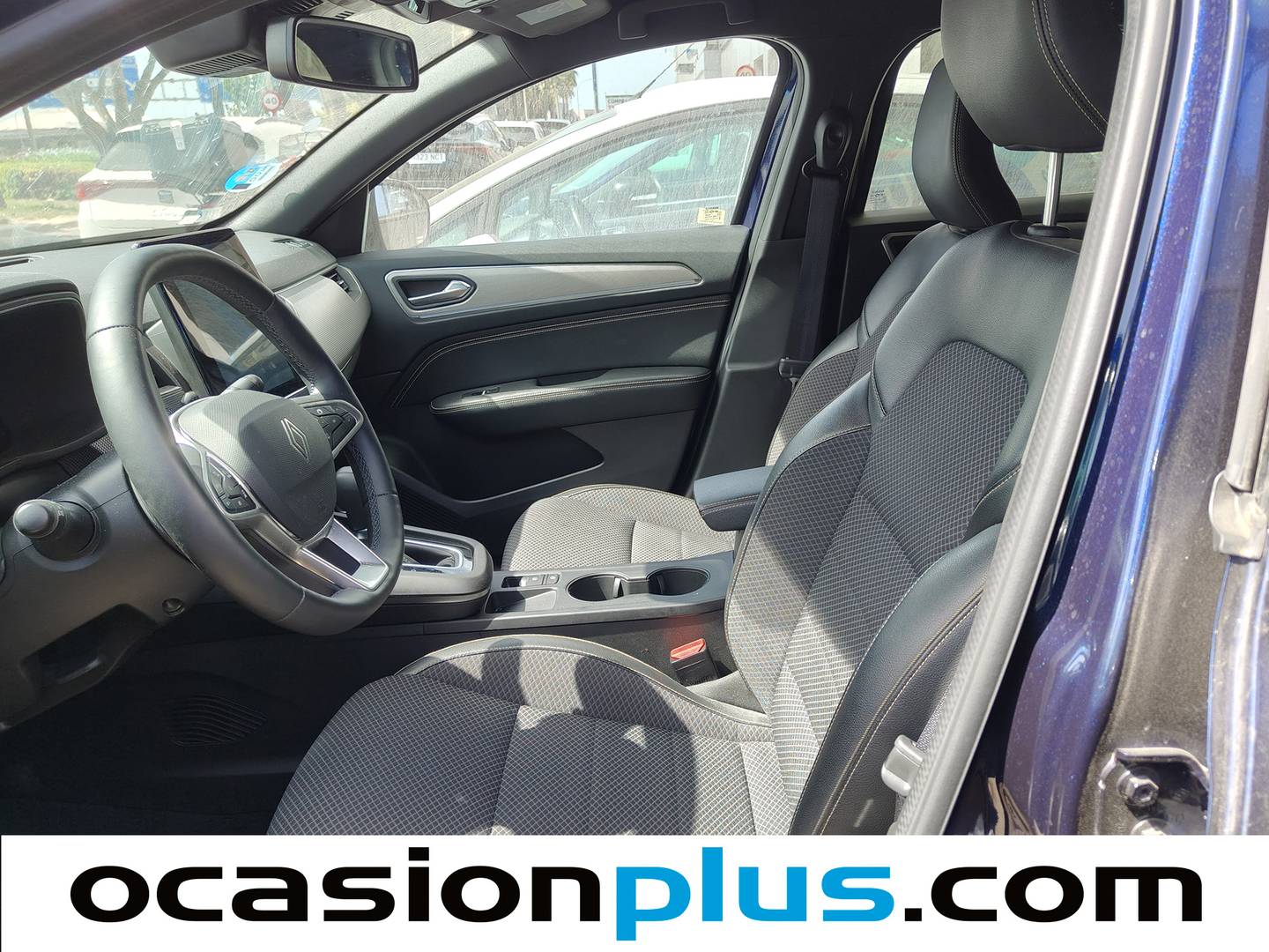 Foto asientos delanteros Renault Arkana Renault Arkana Techno TCe 140 Mild hybrid EDC (140 CV)