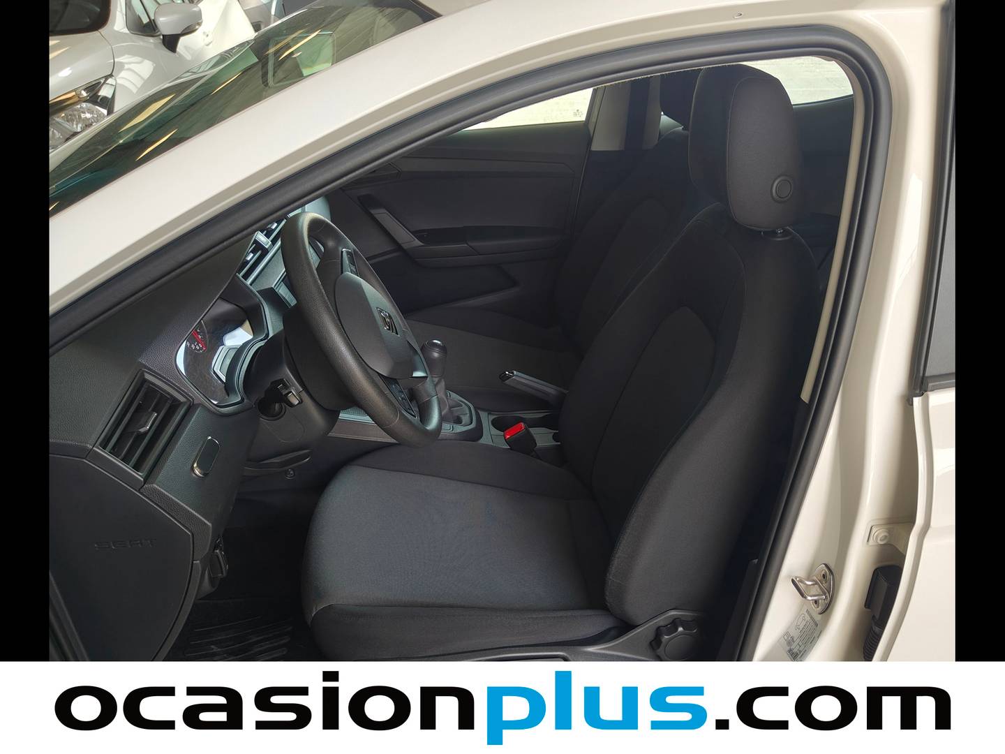 Foto asientos delanteros Seat Ibiza Seat Ibiza 1.0 TSI S&S Reference Plus (95 CV)