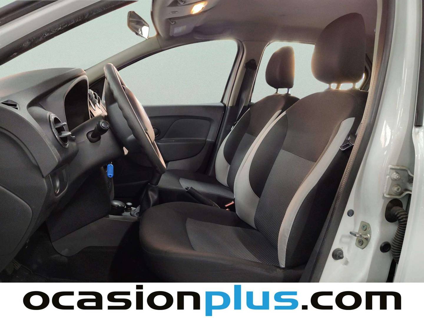 Foto asientos delanteros Dacia Logan Dacia Logan 1.2 Ambiance (75 CV)