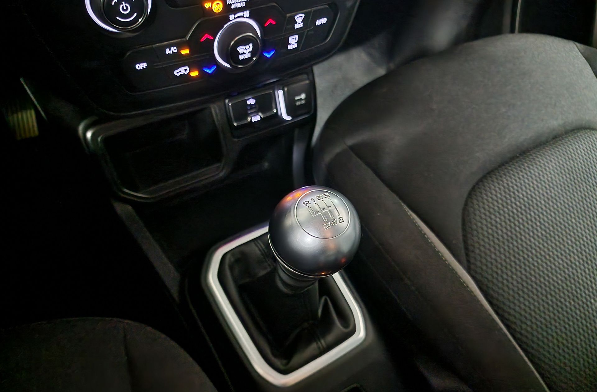 Jeep Renegade 1.0G Limited 4x2 - foto 5