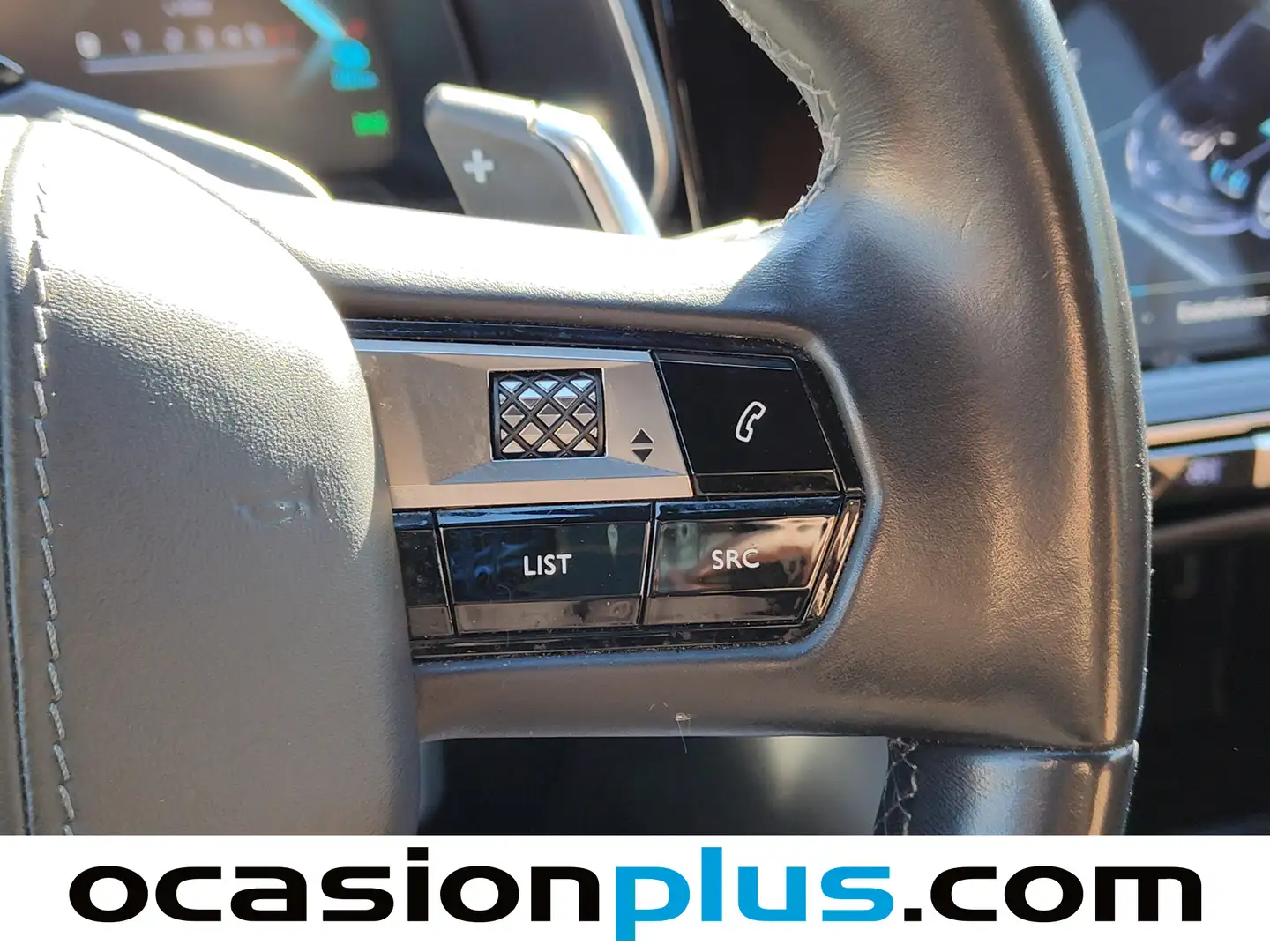 Foto DS DS 7 Crossback E-Tense DS DS7 Crossback E-Tense 300 Grand Chic 4WD Auto (300 CV)