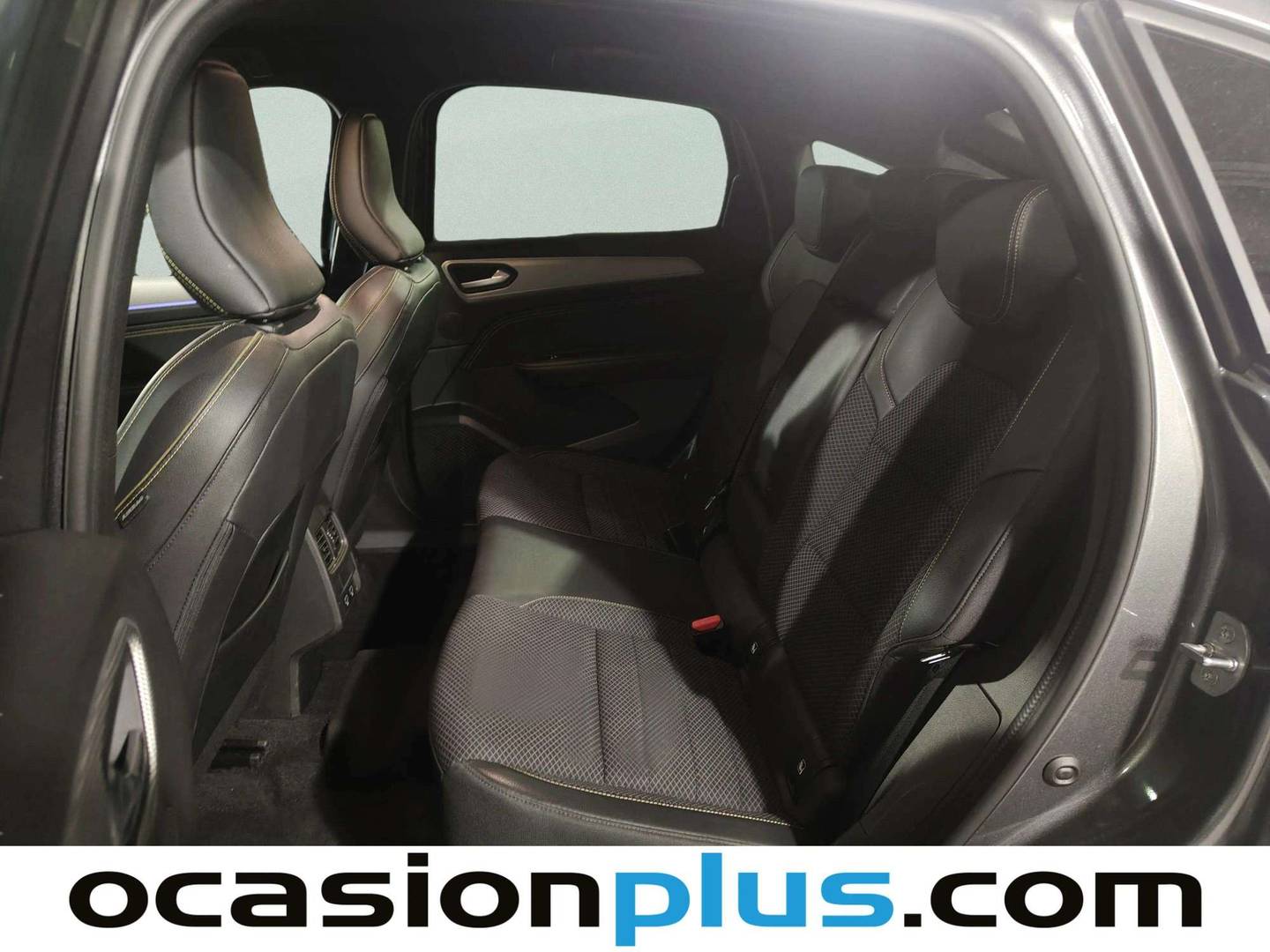 Foto asientos traseros Renault Arkana Renault Arkana Techno TCe 140 Mild hybrid EDC (140 CV)