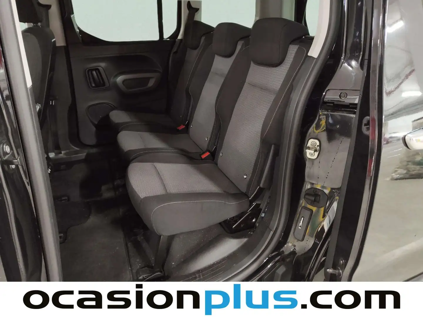 Foto Toyota Proace City Verso Toyota Proace City Verso 1.2 Family Active L1 Auto (131 CV)